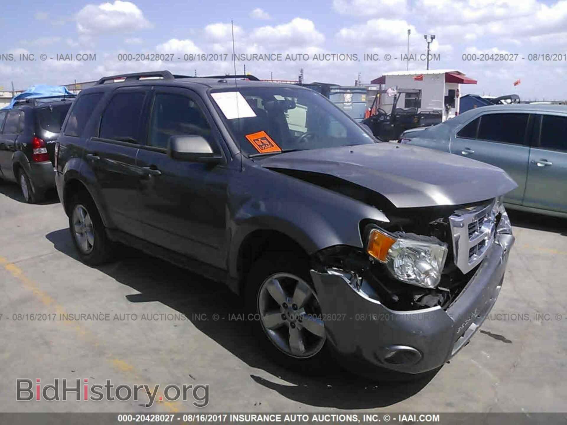Photo 1FMCU0DG3CKA21860 - Ford Escape 2012