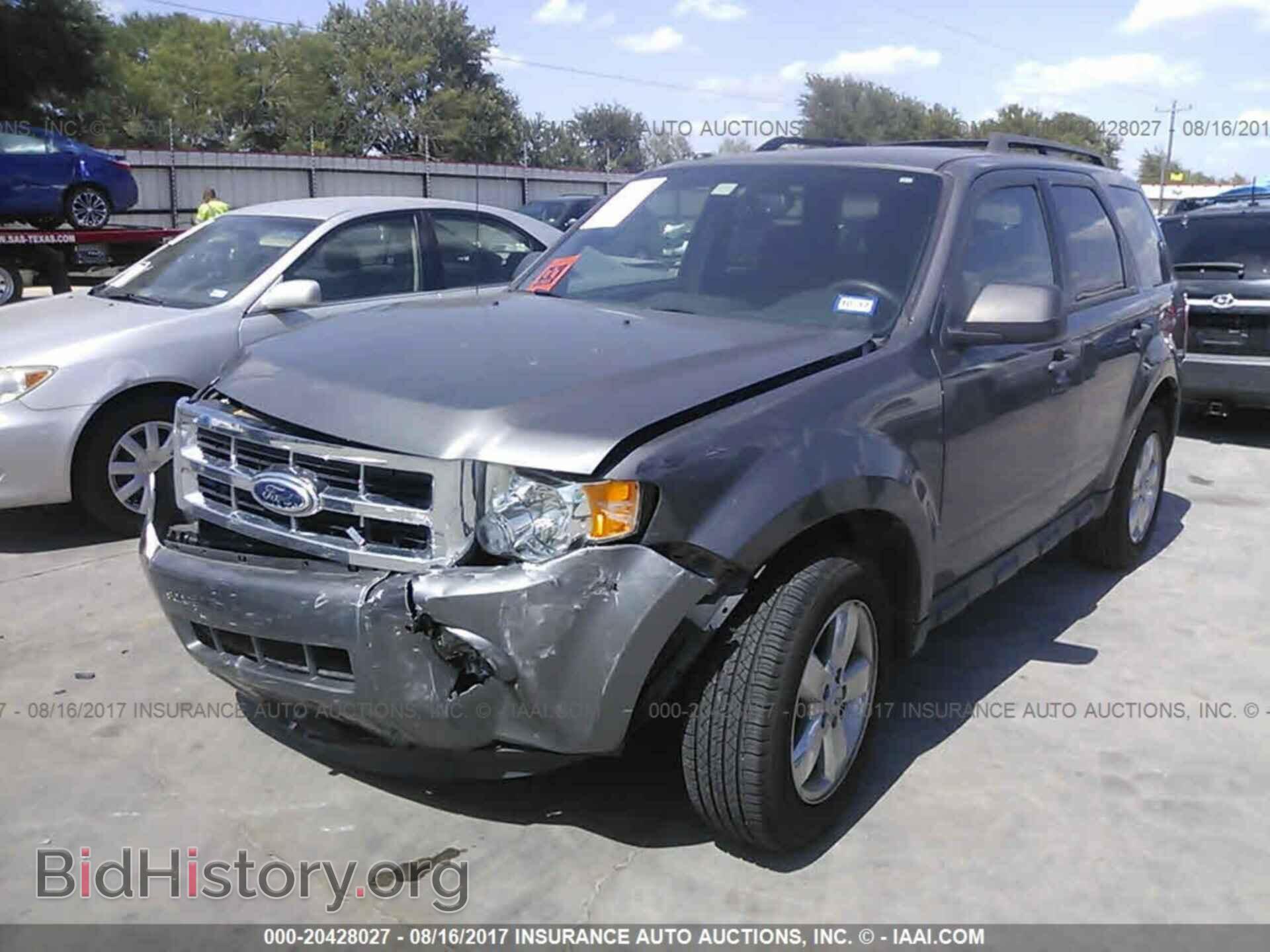 2012 Ford Escape - VIN: 1FMCU0DG3CKA21860 - Фото 2