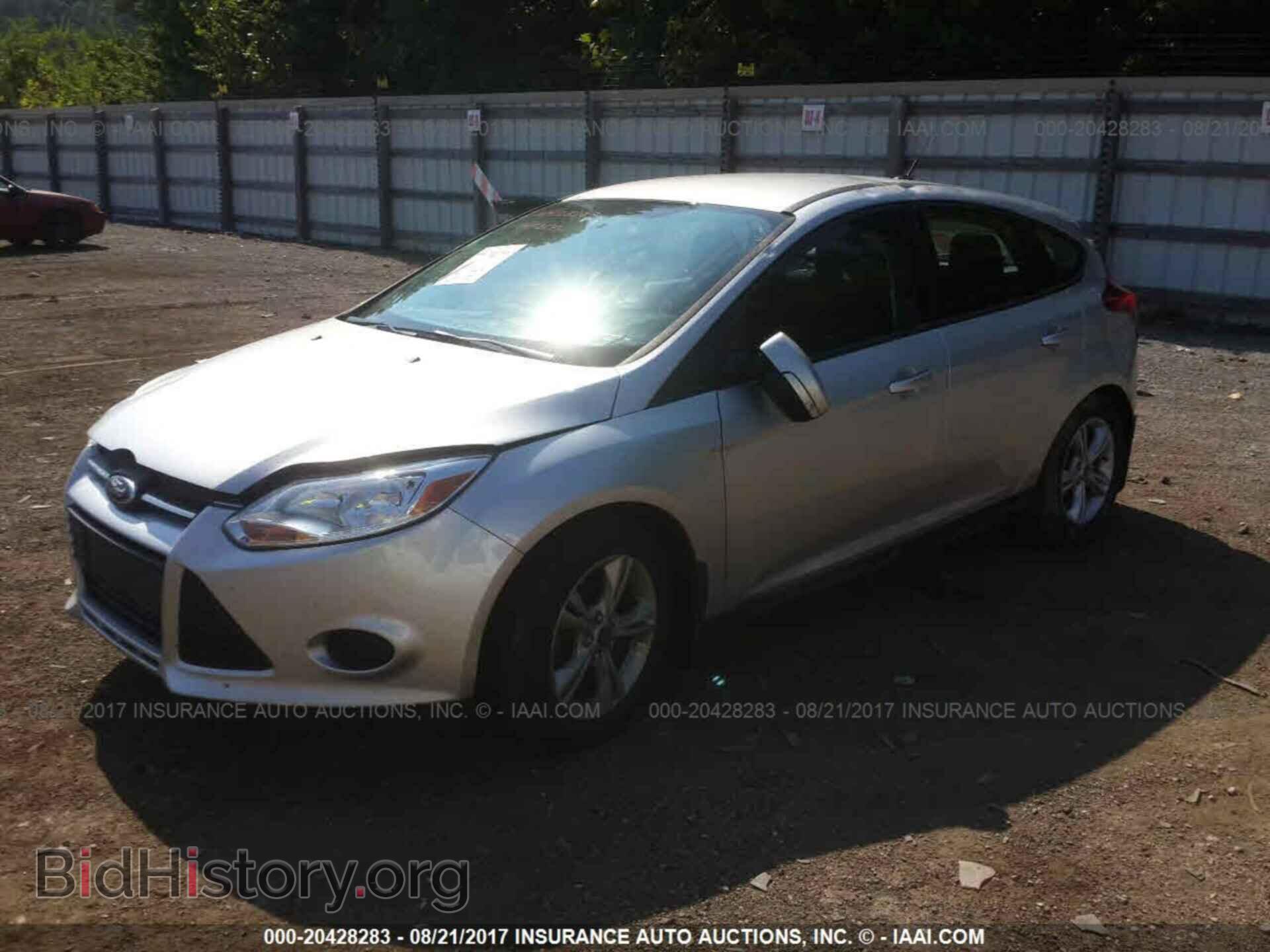 2014 Ford Focus - VIN: 1FADP3K23EL129956 - Фото 2