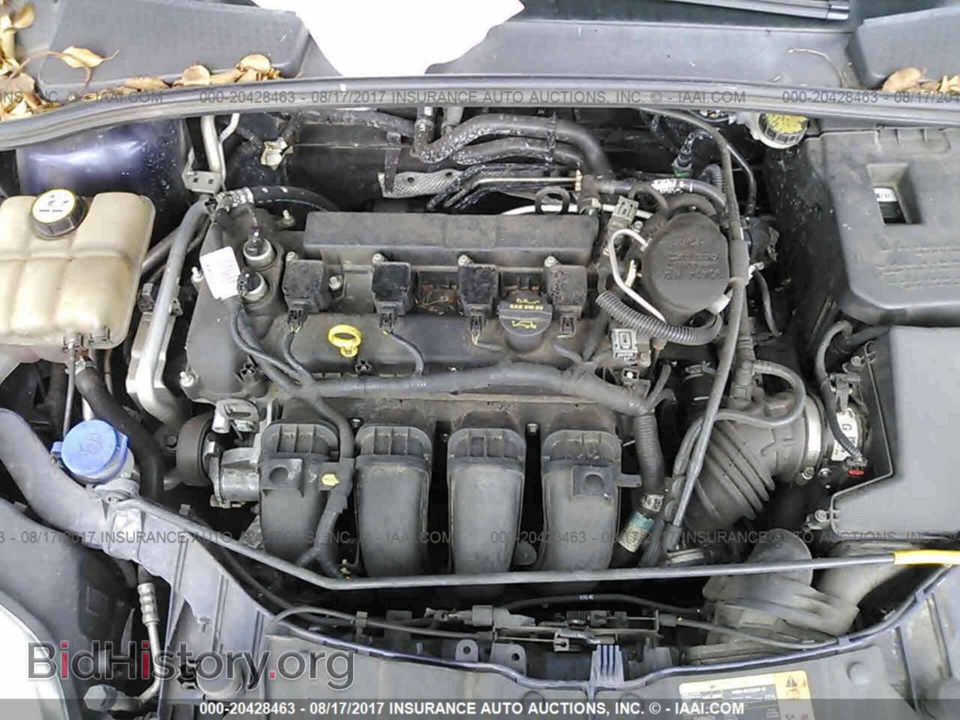 2012 Ford Focus - VIN: 1FAHP3H23CL105226 - Photo 10