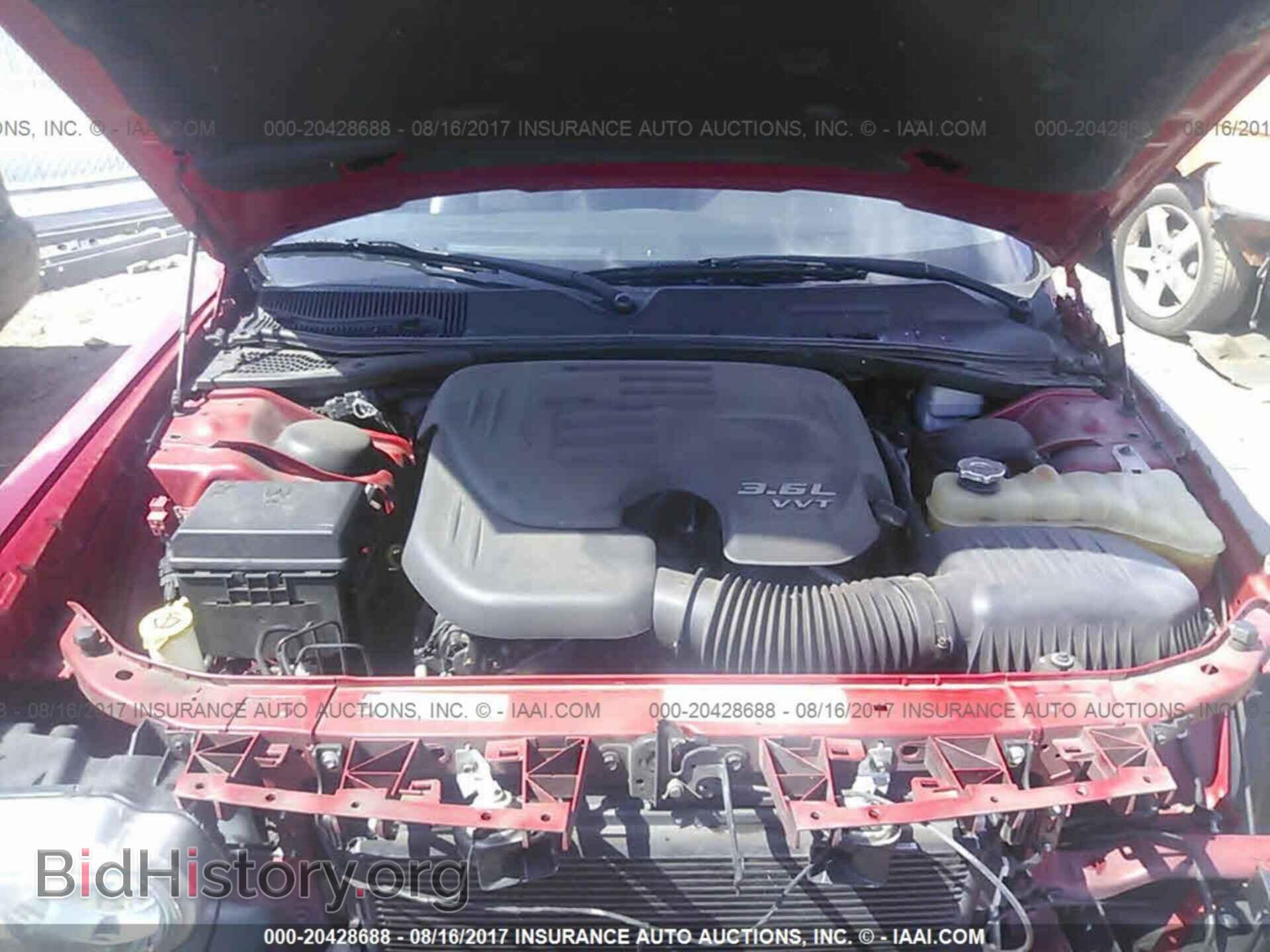 2012 Dodge Challenger - VIN: 2C3CDYAG7CH243997 - Photo 10
