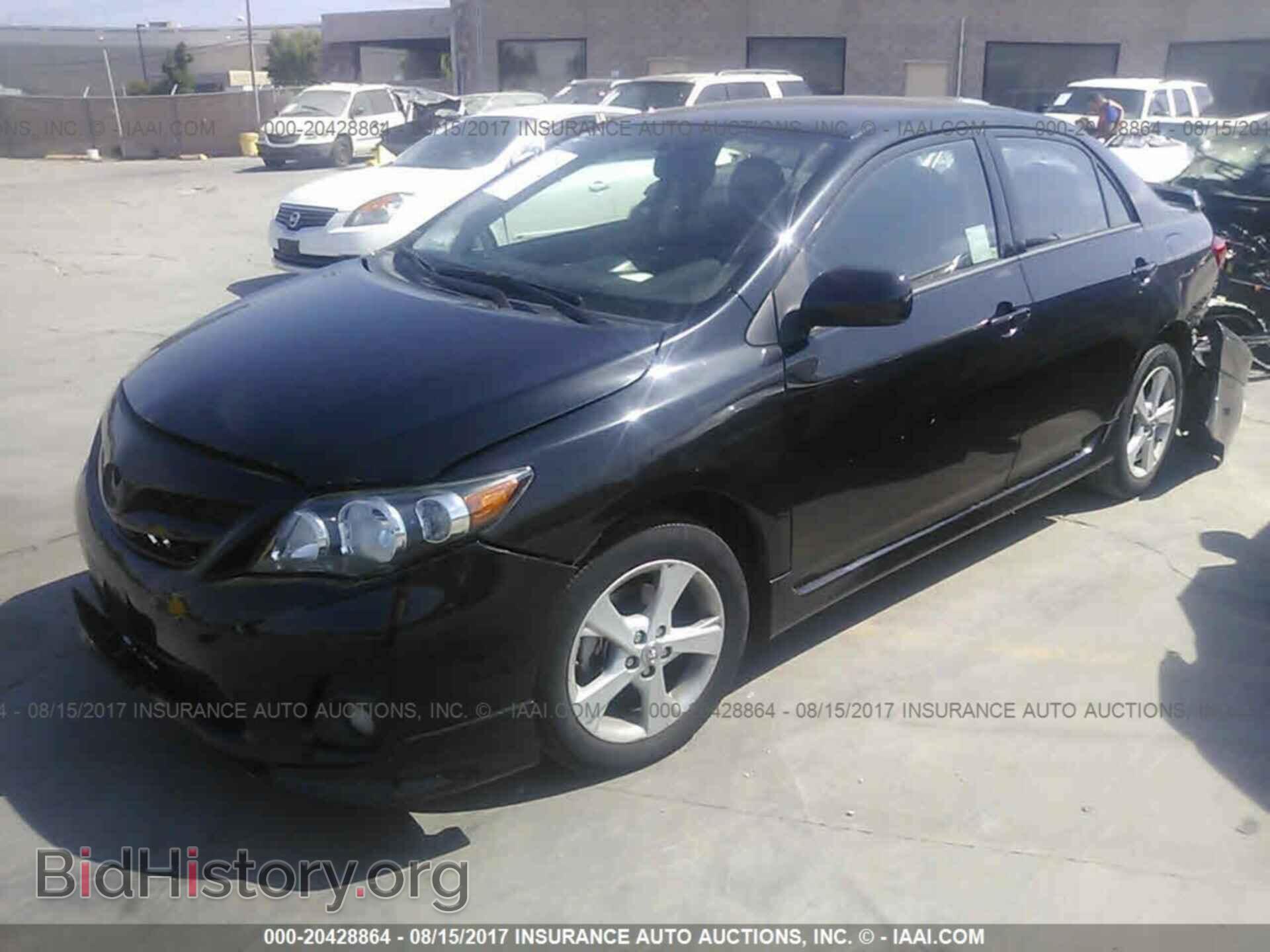 2013 Toyota Corolla - VIN: 5YFBU4EE2DP182305 - Photo 2