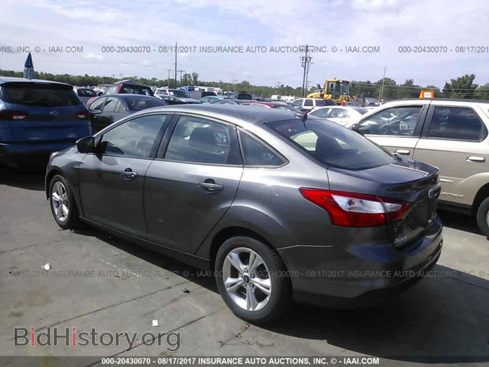 2013 Ford Focus - VIN: 1FADP3F28DL285659 - Photo 3