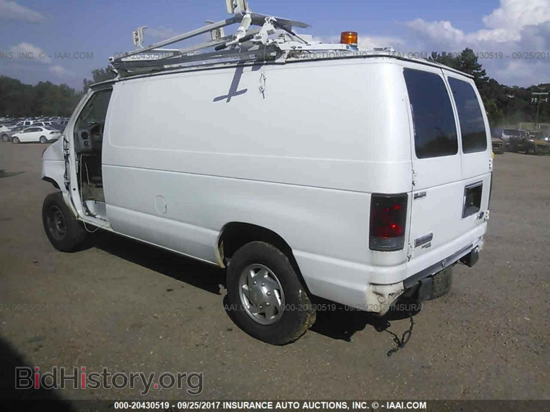 2012 Ford Econoline - VIN: 1FTNE2EL2CDB15024 - Photo 3
