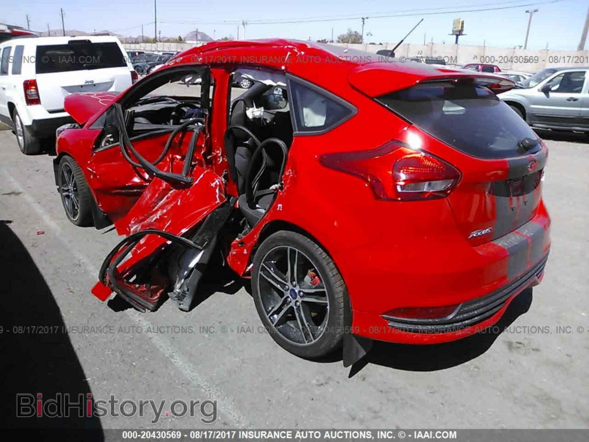 2016 Ford Focus - VIN: 1FADP3L96GL212828 - Фото 3