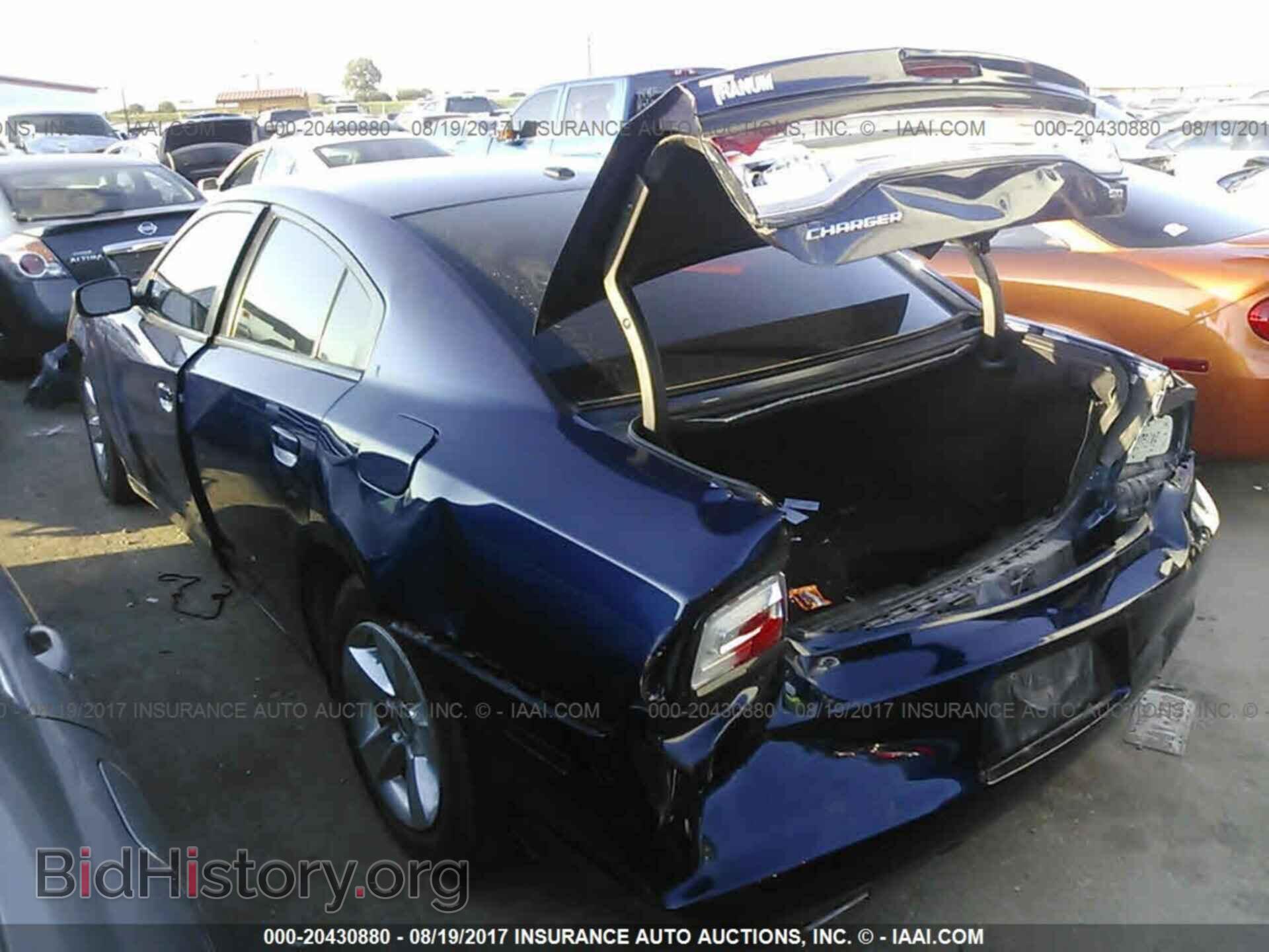 2014 Dodge Charger - VIN: 2C3CDXHG2EH267207 - Фото 3