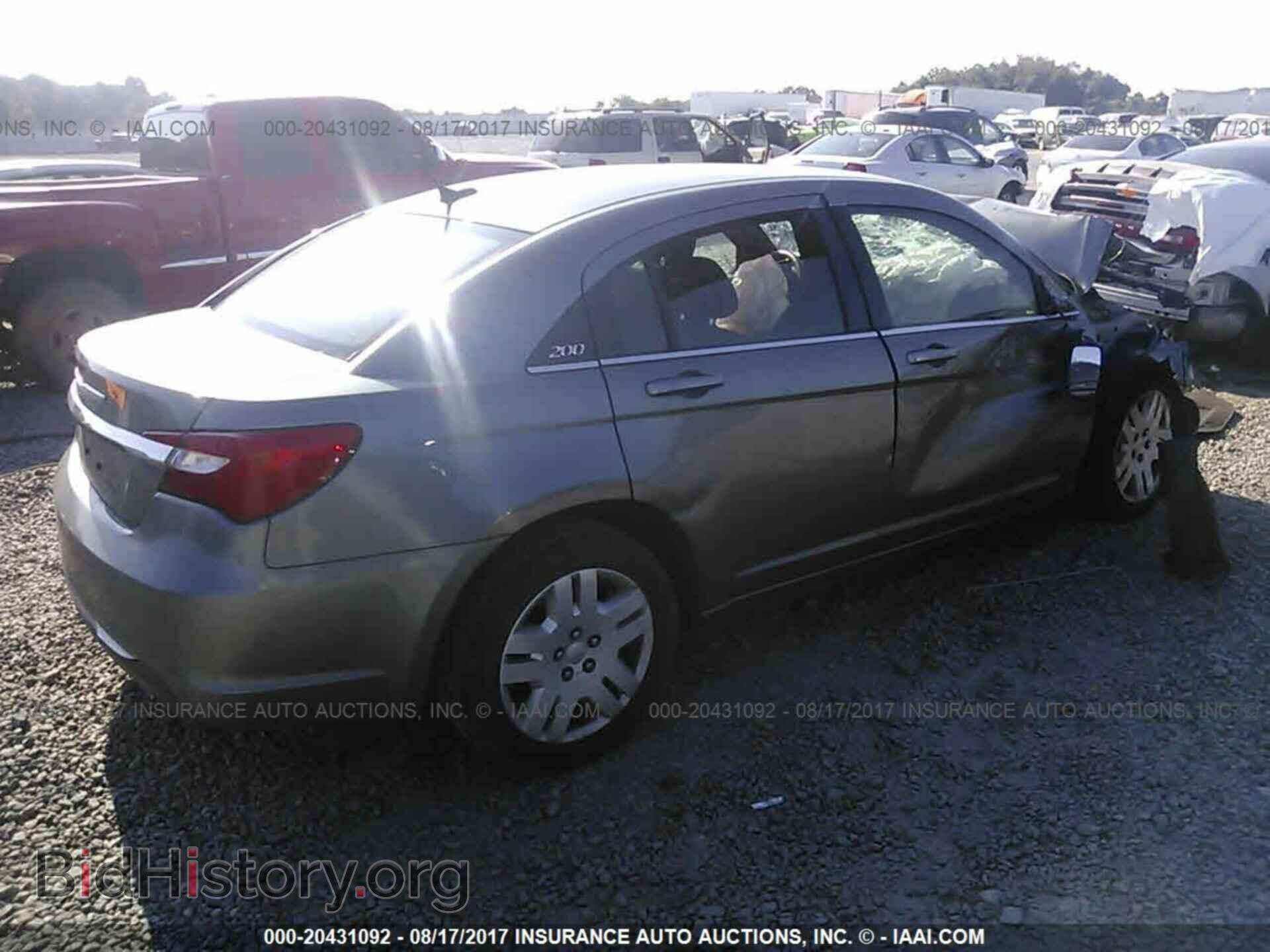 2012 Chrysler 200 - VIN: 1C3CCBAB4CN320126 - Photo 4