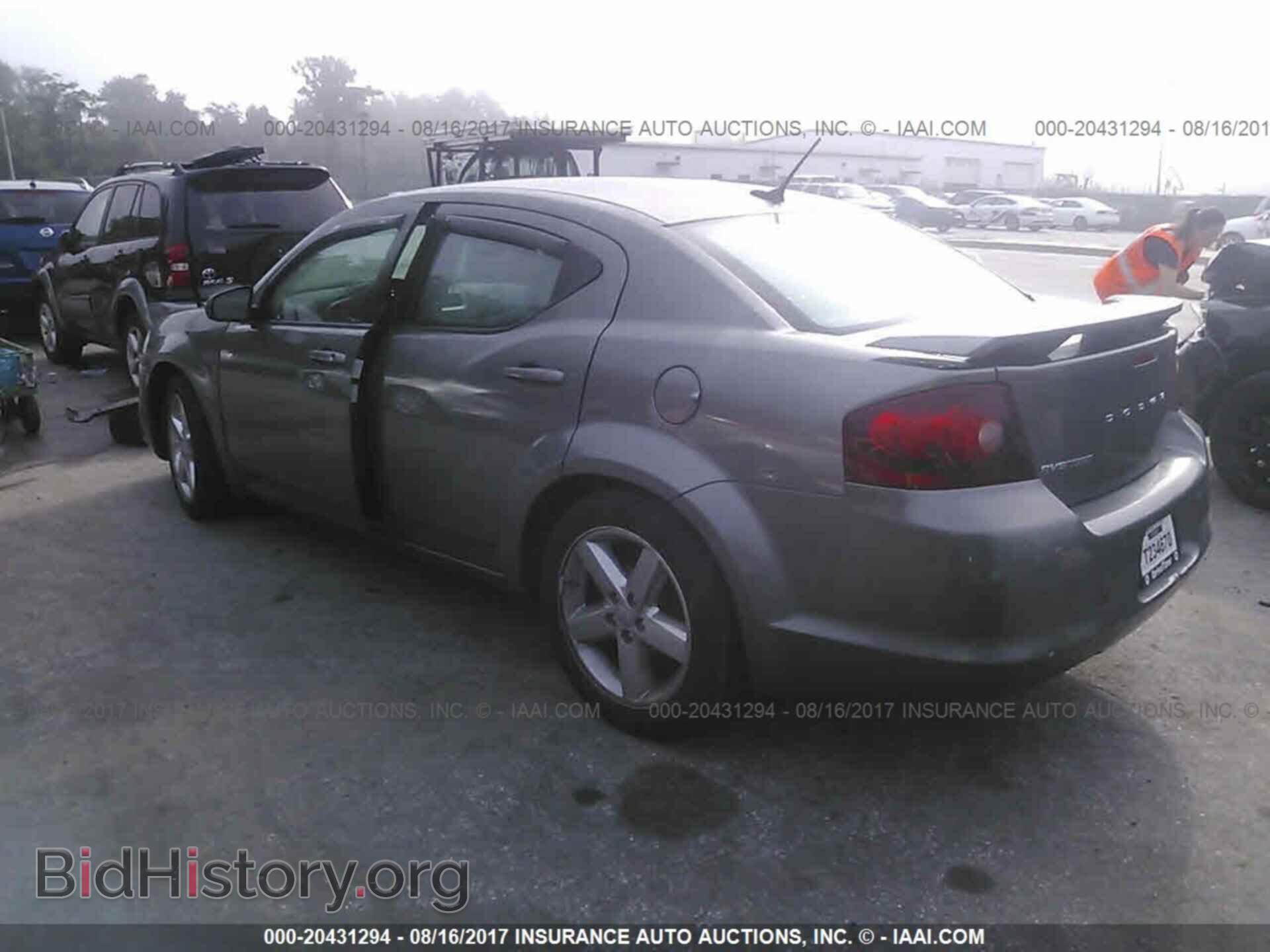 2013 Dodge Avenger - VIN: 1C3CDZAB2DN564994 - Photo 3