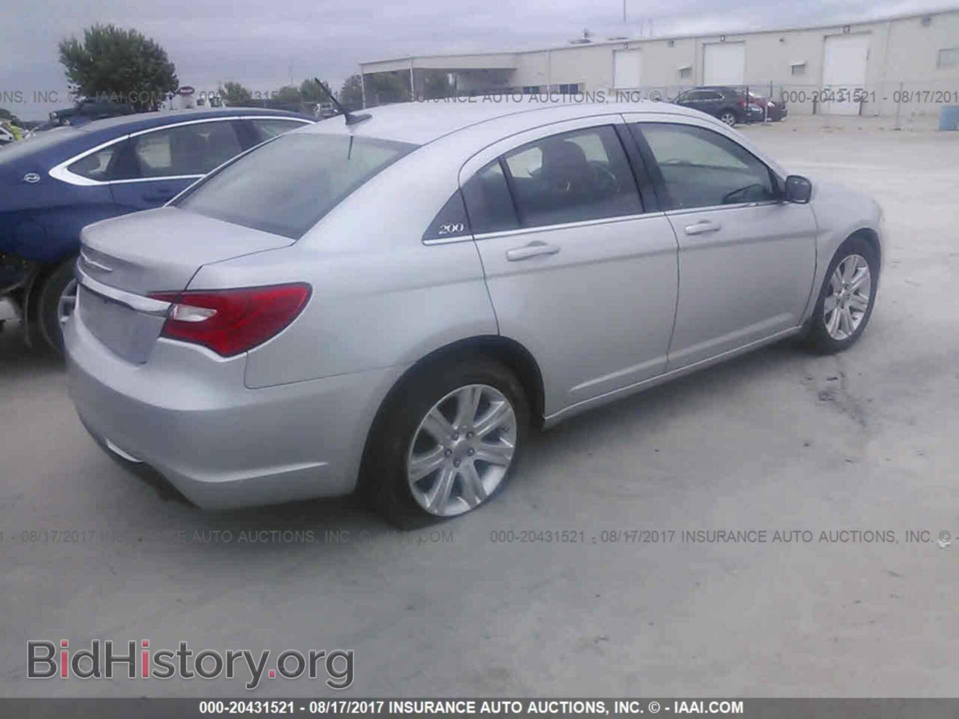 2012 Chrysler 200 - VIN: 1C3CCBAB4CN169126 - Photo 4