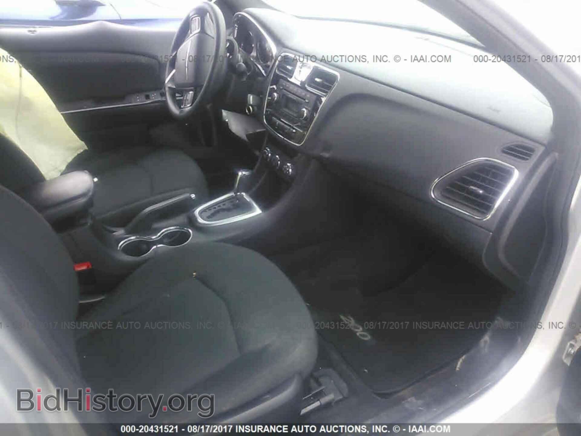 2012 Chrysler 200 - VIN: 1C3CCBAB4CN169126 - Photo 5