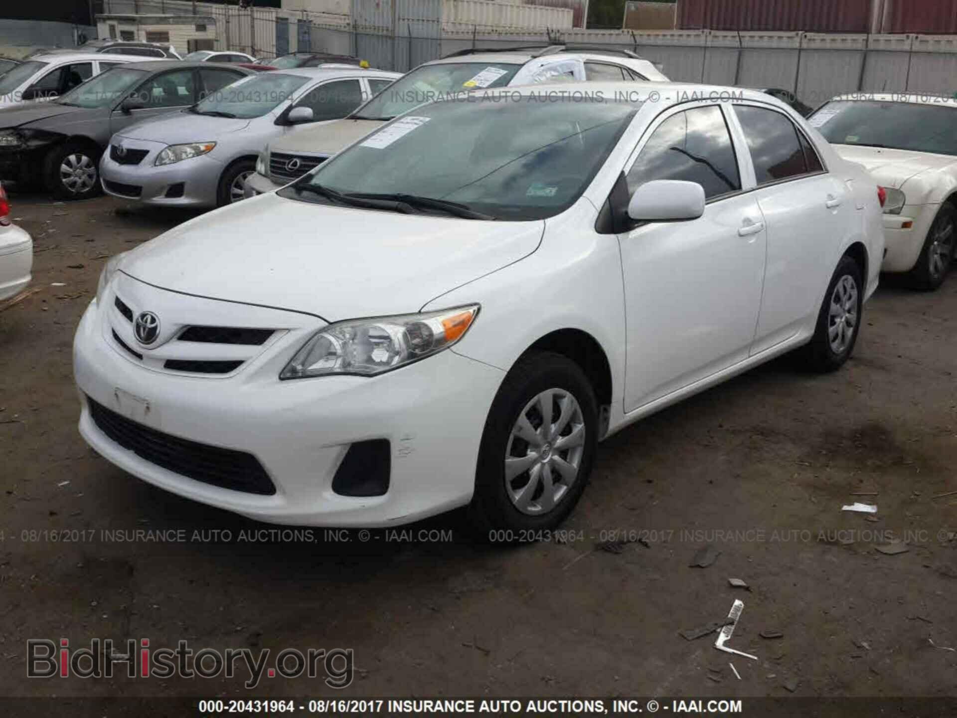 2013 Toyota Corolla - VIN: 5YFBU4EE0DP181556 - Photo 2