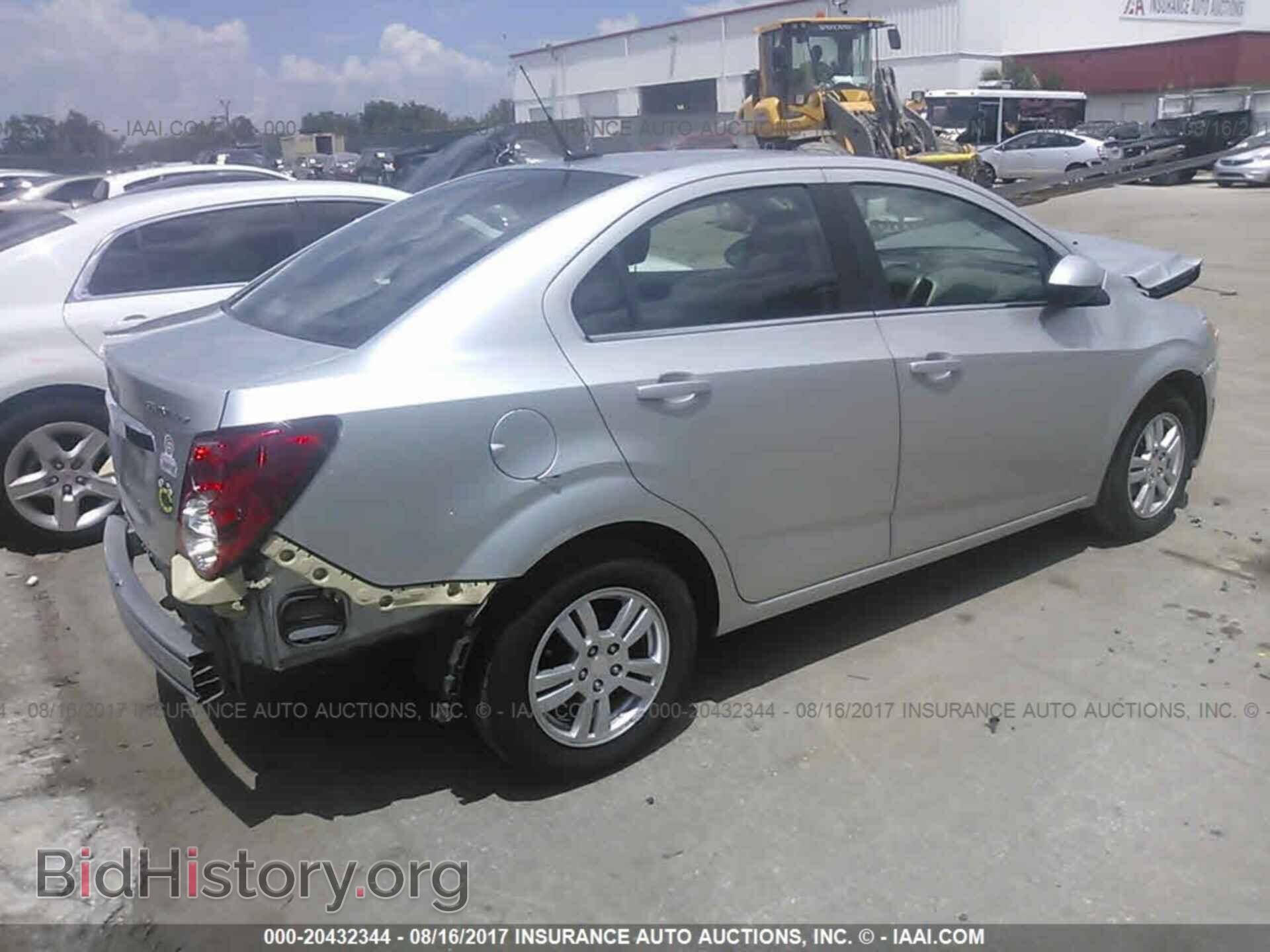 2013 Chevrolet Sonic - VIN: 1G1JC5SH1D4139864 - Фото 4