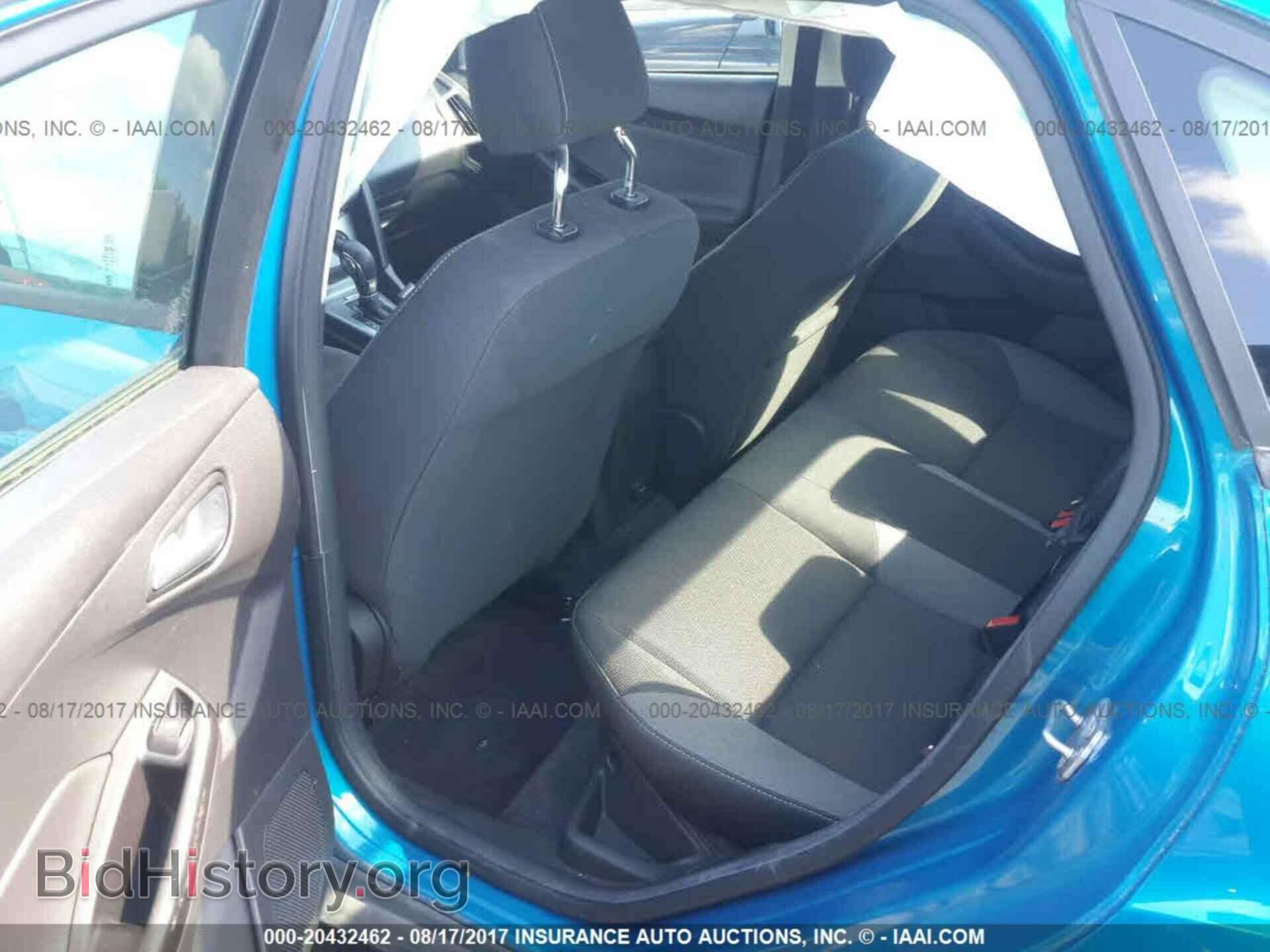 2012 Ford Focus - VIN: 1FAHP3F22CL274270 - Photo 8
