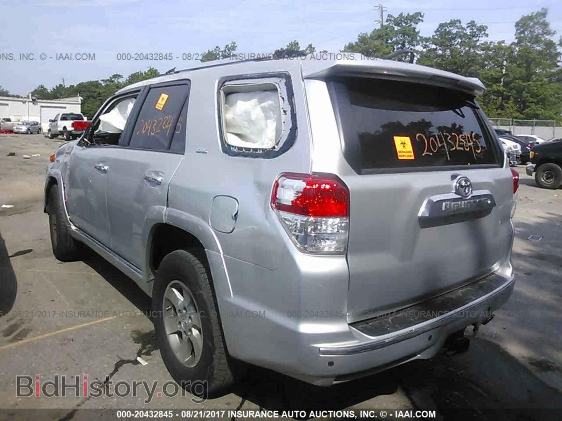 2013 Toyota 4runner - VIN: JTEBU5JR4D5137678 - Фото 3