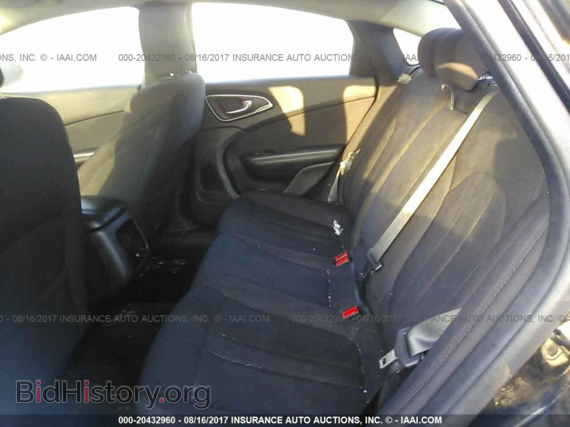 2015 Chrysler 200 - VIN: 1C3CCCAB1FN529527 - Photo 8
