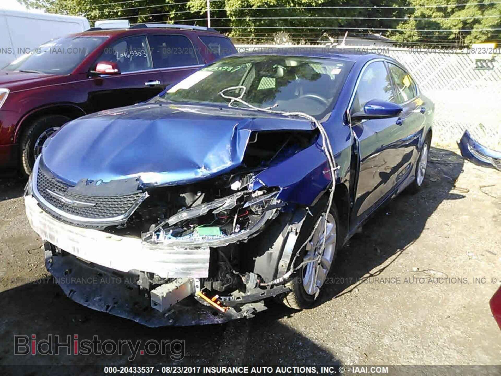 2015 Chrysler 200 - VIN: 1C3CCCAB7FN594530 - Фото 2
