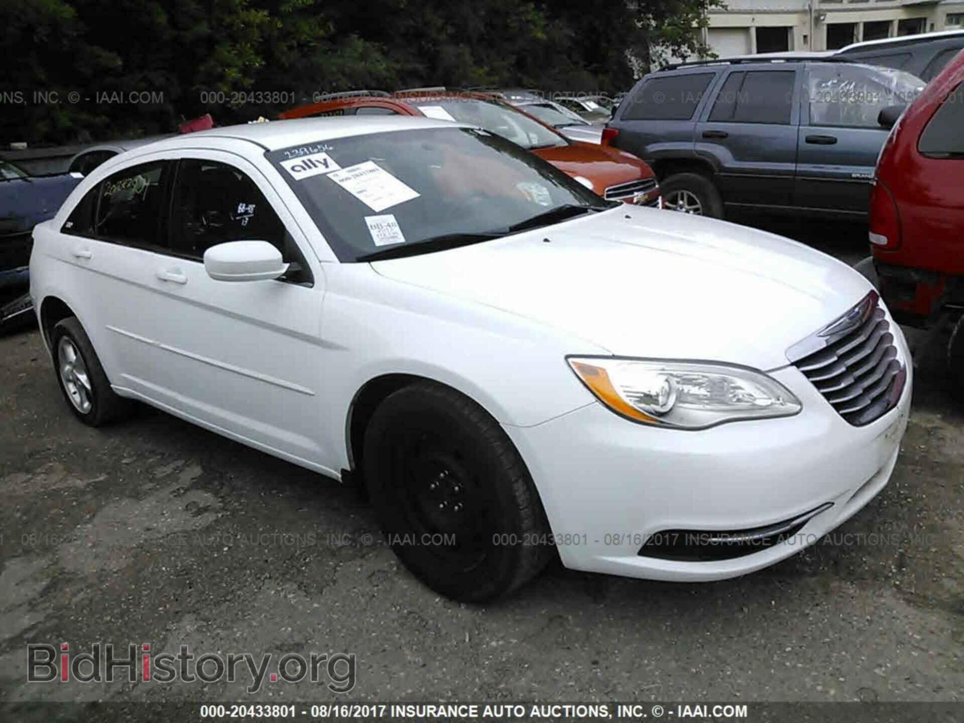 Photo 1C3CCBBB2DN766002 - Chrysler 200 2013