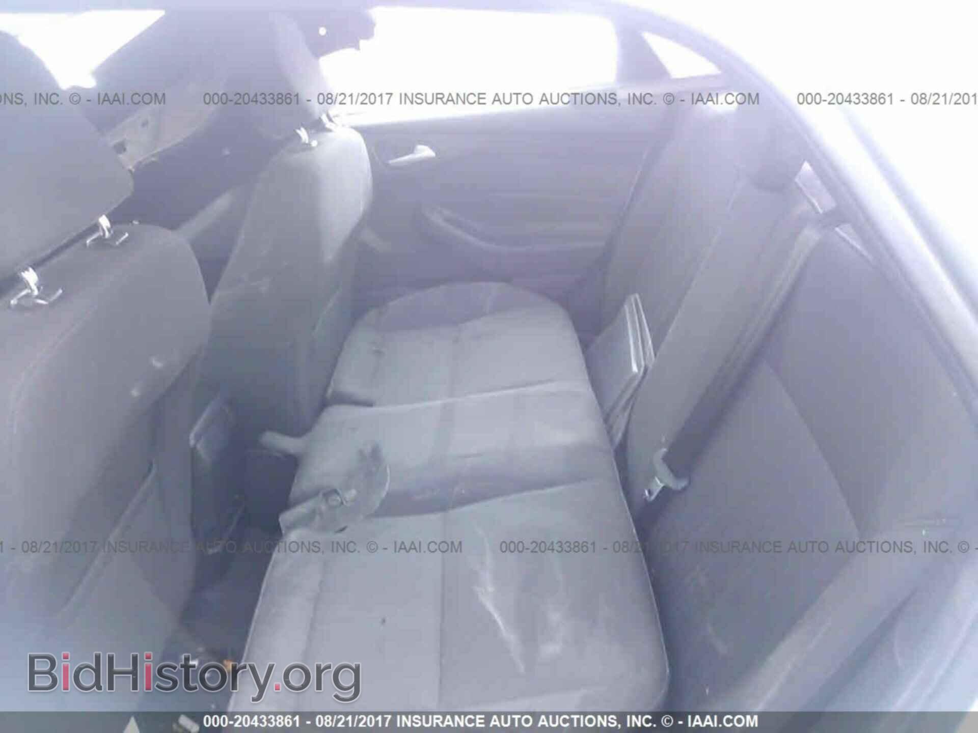 2015 Ford Focus - VIN: 1FADP3F2XFL204003 - Фото 8