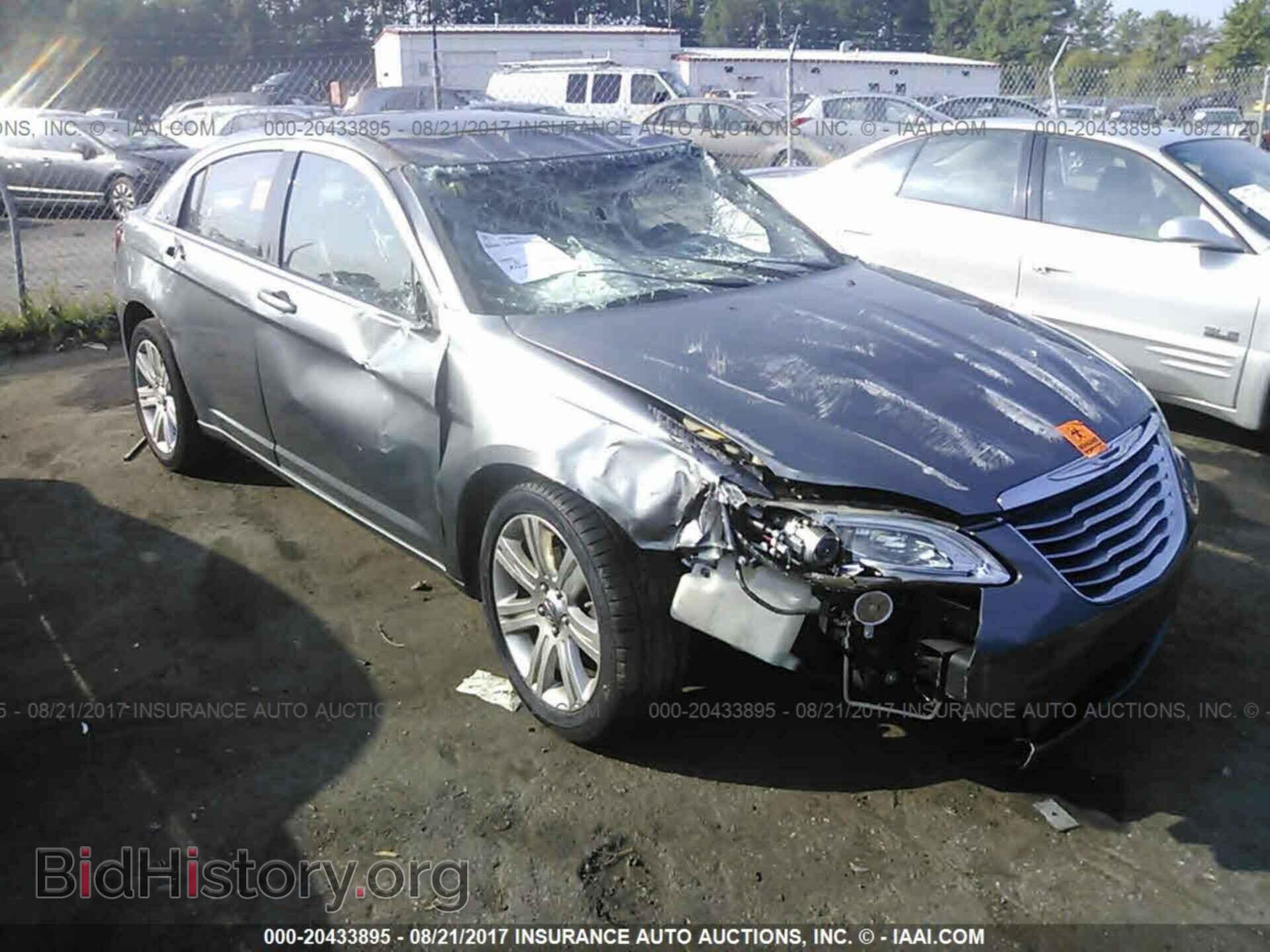 Photo 1C3CCBBB7CN106939 - Chrysler 200 2012