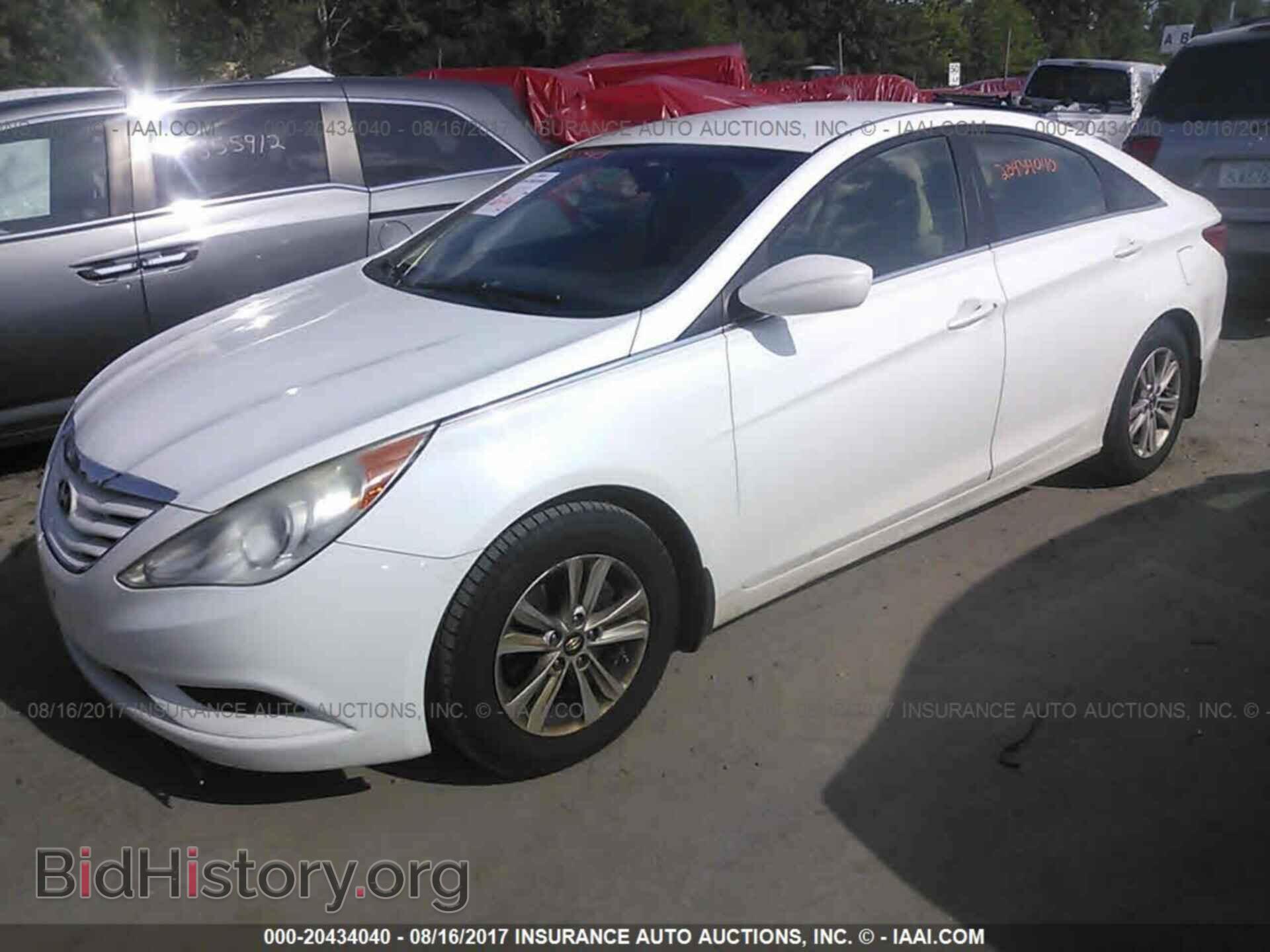 2012 Hyundai Sonata - VIN: 5NPEB4AC7CH372829 - Фото 2