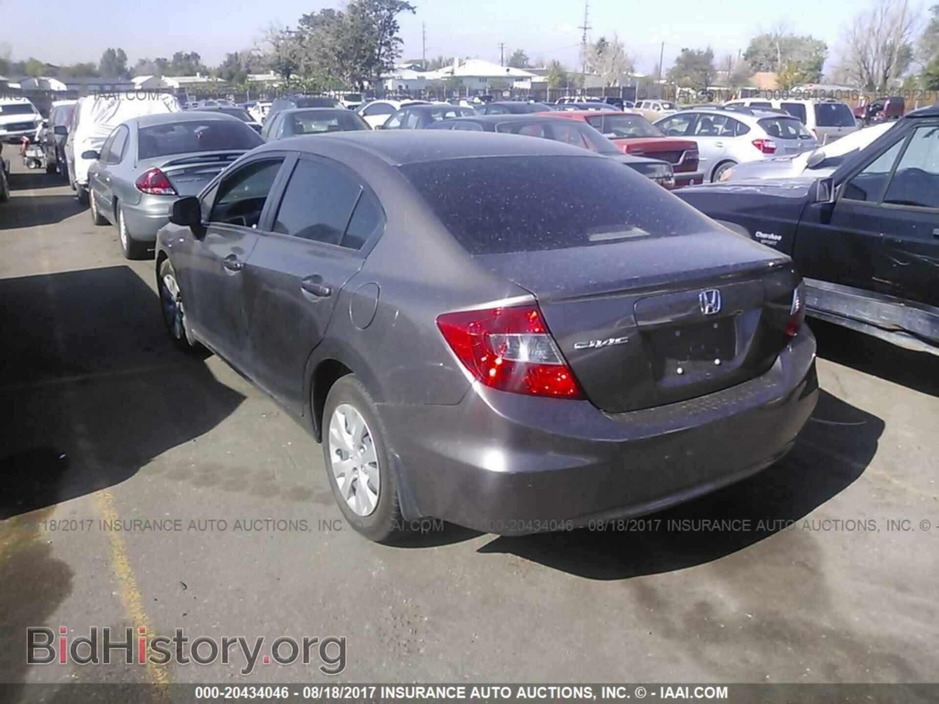 2012 Honda Civic - VIN: 2HGFB2F57CH587785 - Фото 3