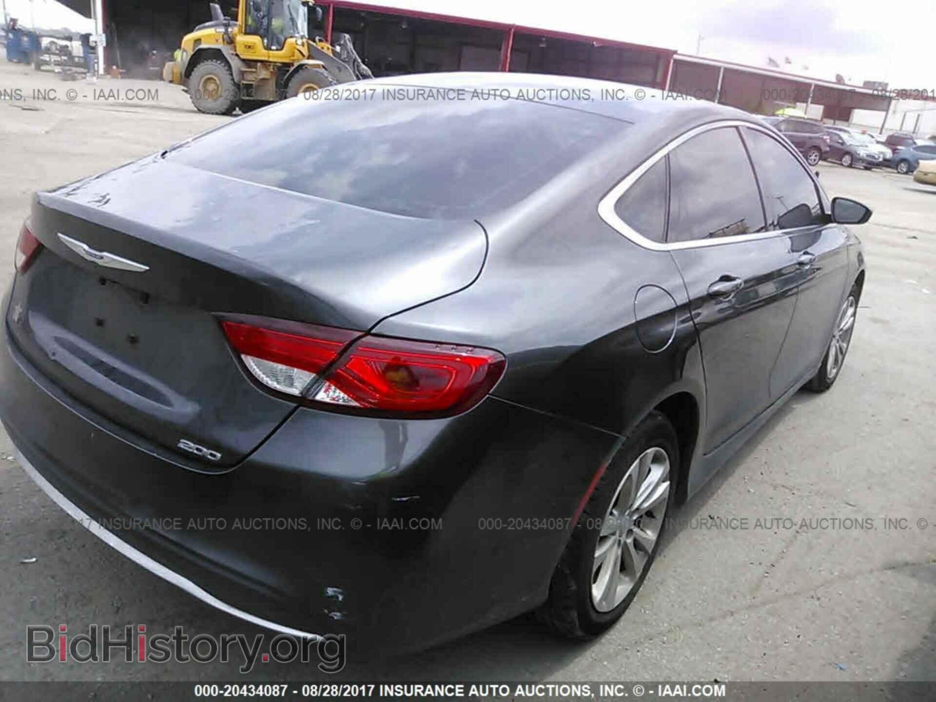 2016 Chrysler 200 - VIN: 1C3CCCAB2GN137545 - Фото 4