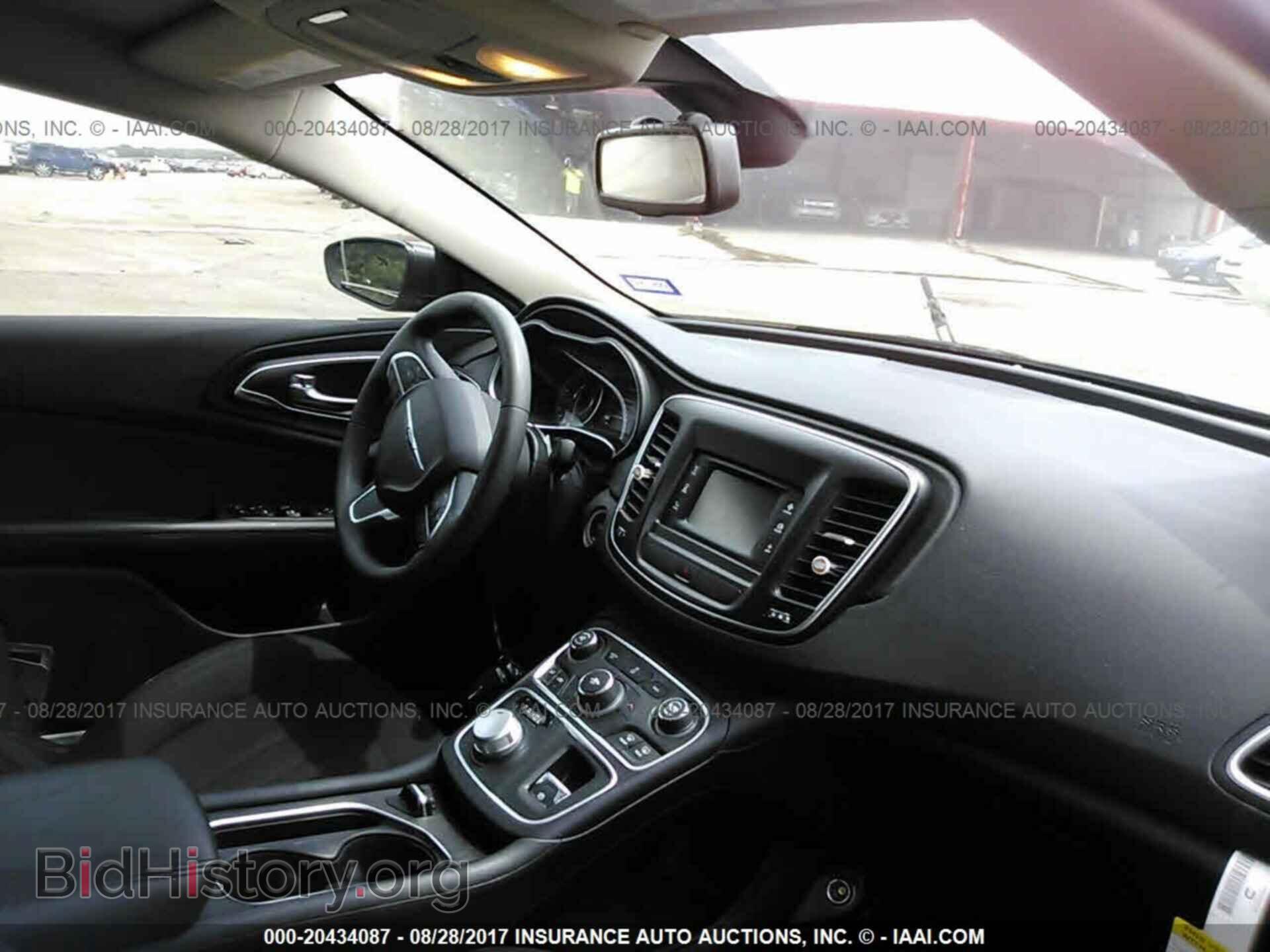 2016 Chrysler 200 - VIN: 1C3CCCAB2GN137545 - Фото 5
