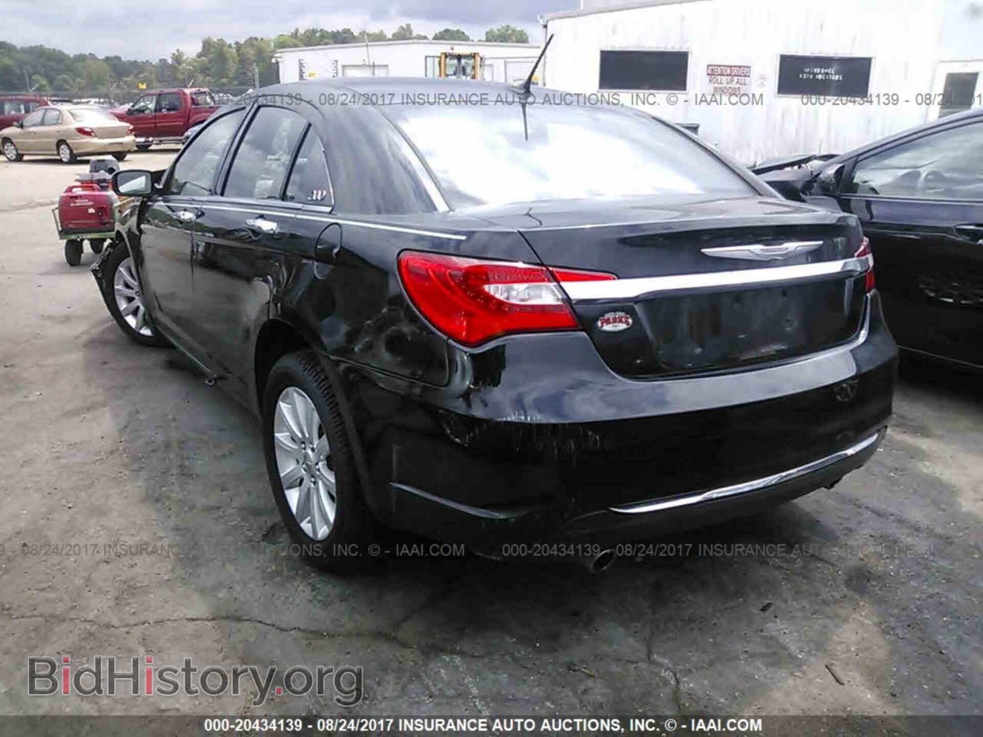 2013 Chrysler 200 - VIN: 1C3CCBCG4DN524533 - Фото 3