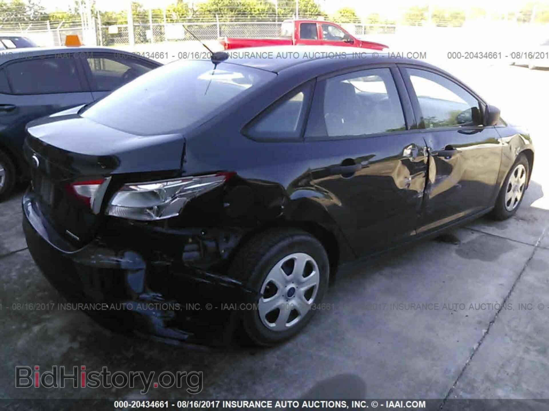 2013 Ford Focus - VIN: 1FADP3E21DL155773 - Фото 4