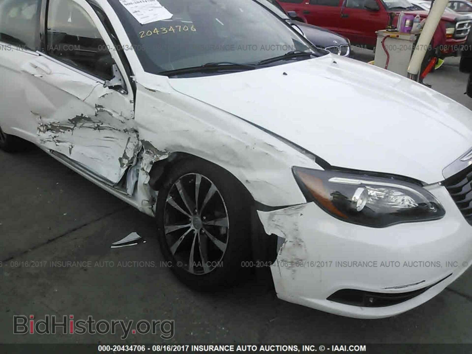 2013 Chrysler 200 - VIN: 1C3CCBBB3DN549977 - Фото 6
