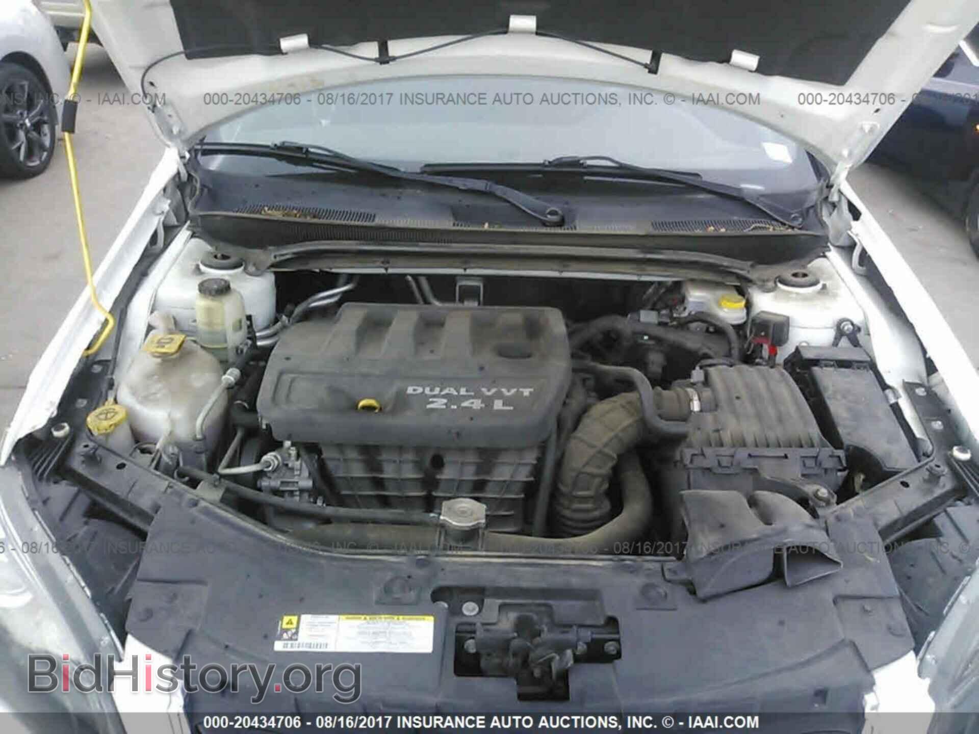 2013 Chrysler 200 - VIN: 1C3CCBBB3DN549977 - Фото 10