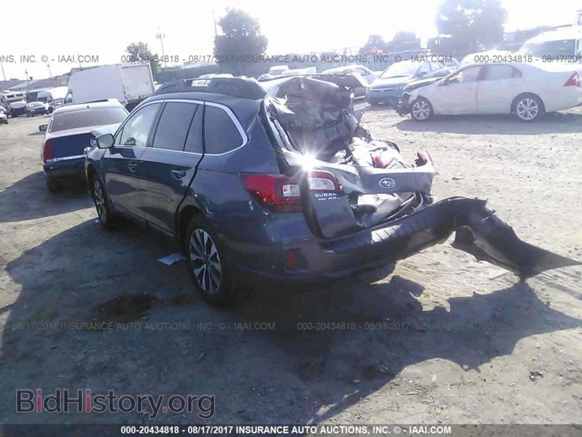 2017 Subaru Outback - VIN: 4S4BSANC9H3330995 - Фото 3