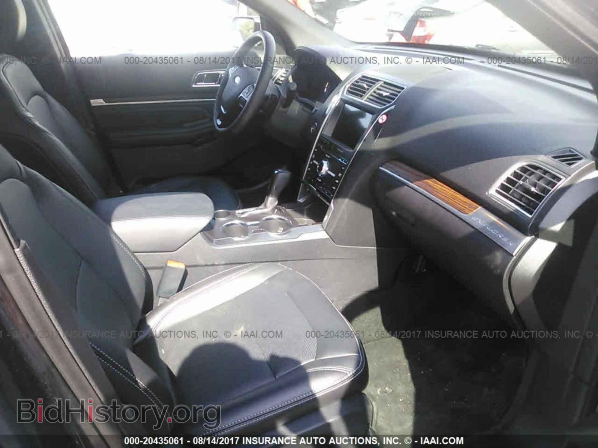 2017 Ford Explorer - VIN: 1FM5K7F83HGC68982 - Photo 5