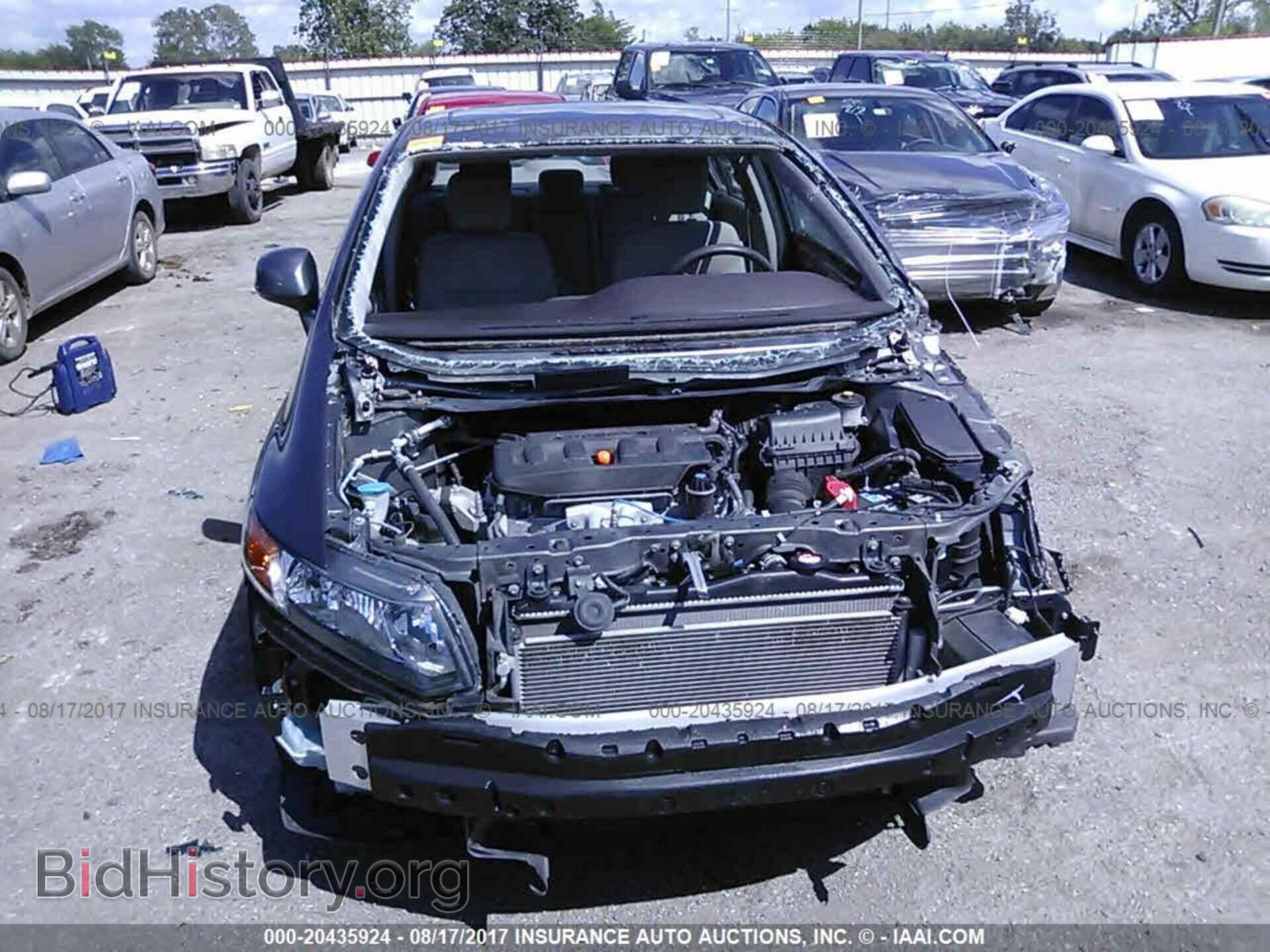 2012 Honda Civic - VIN: 19XFB2F83CE021885 - Photo 6