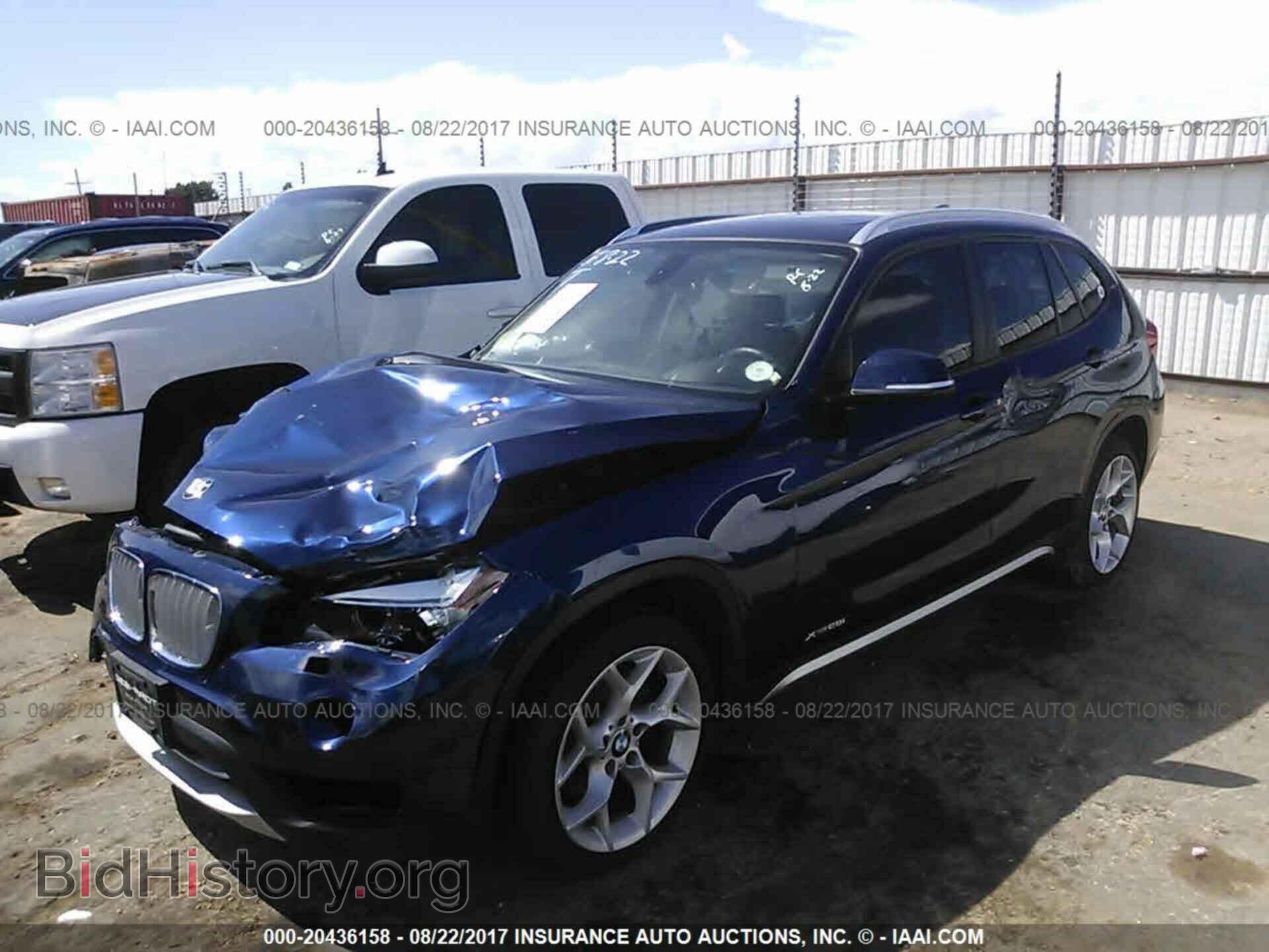 2014 Bmw X1 - VIN: WBAVL1C55EVY14677 - Фото 2