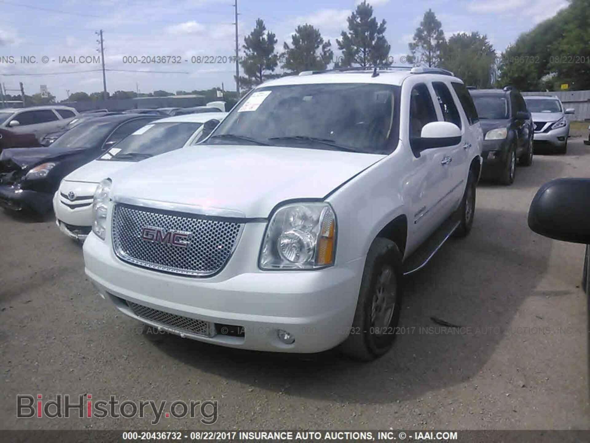 2011 Gmc Yukon - VIN: 1GKS2EEF9BR397689 - Photo 2