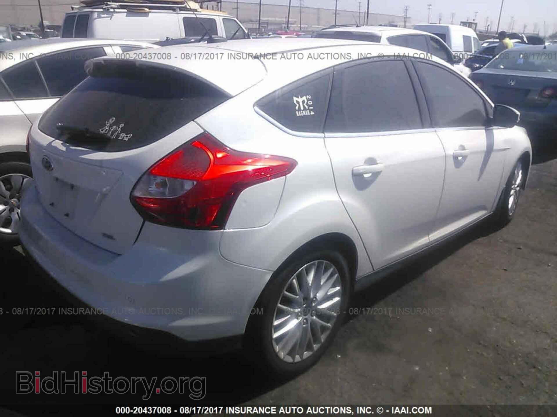 2012 Ford Focus - VIN: 1FAHP3M20CL392367 - Photo 4