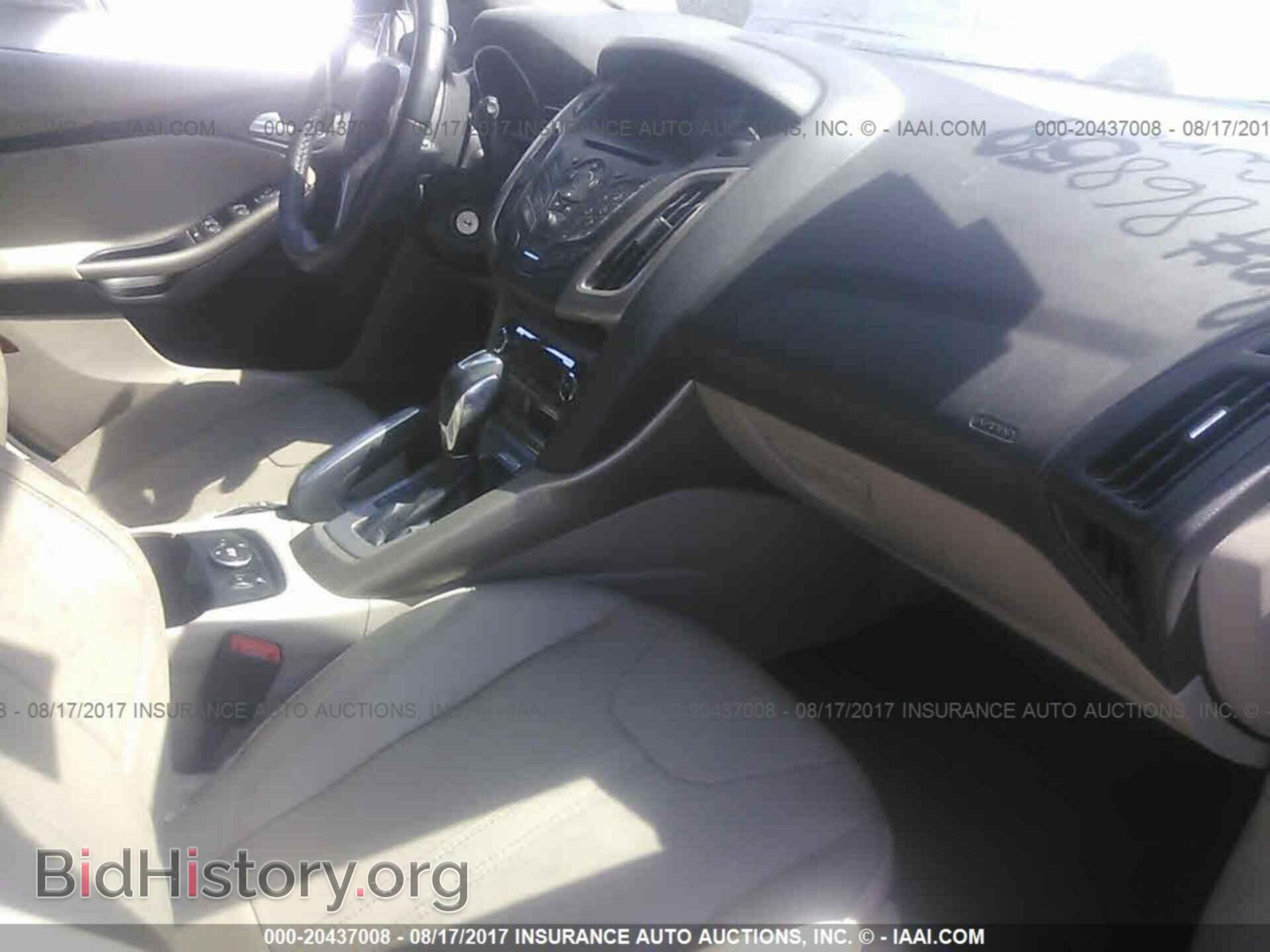 2012 Ford Focus - VIN: 1FAHP3M20CL392367 - Photo 5