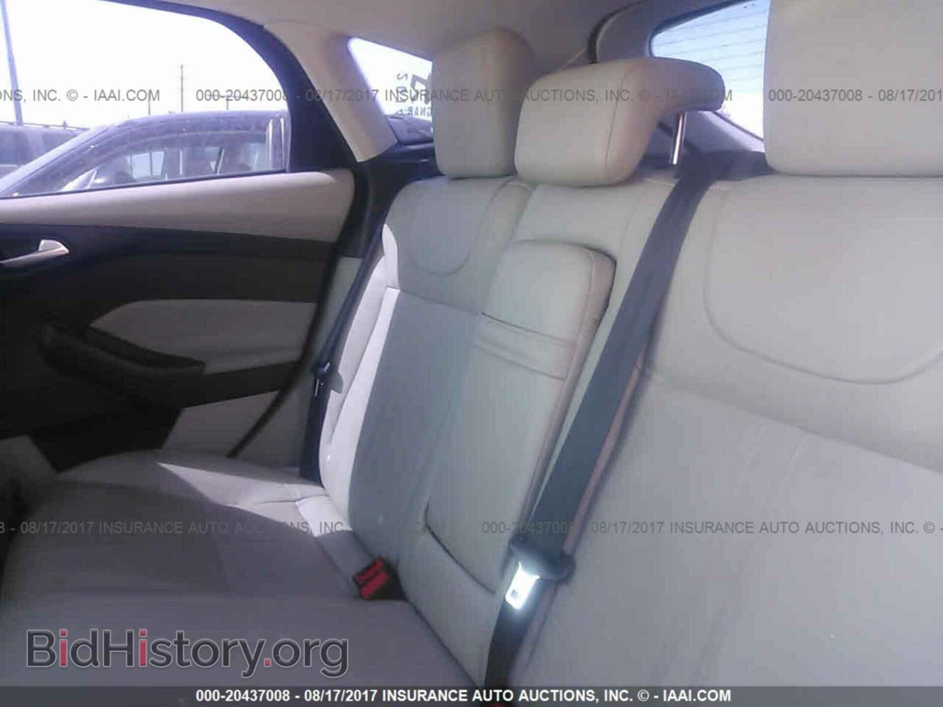 2012 Ford Focus - VIN: 1FAHP3M20CL392367 - Photo 8