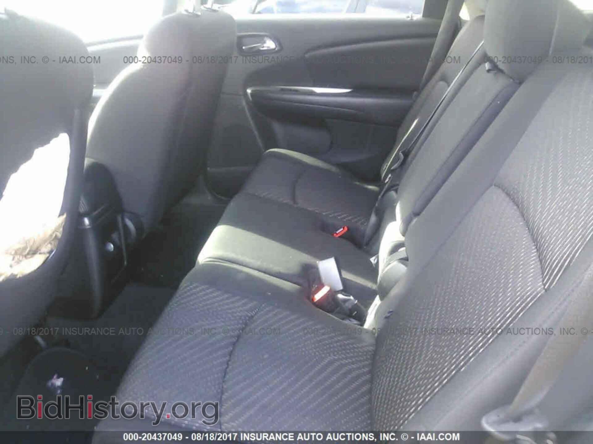 2011 Dodge Journey - VIN: 3D4PH1FG2BT512367 - Photo 8