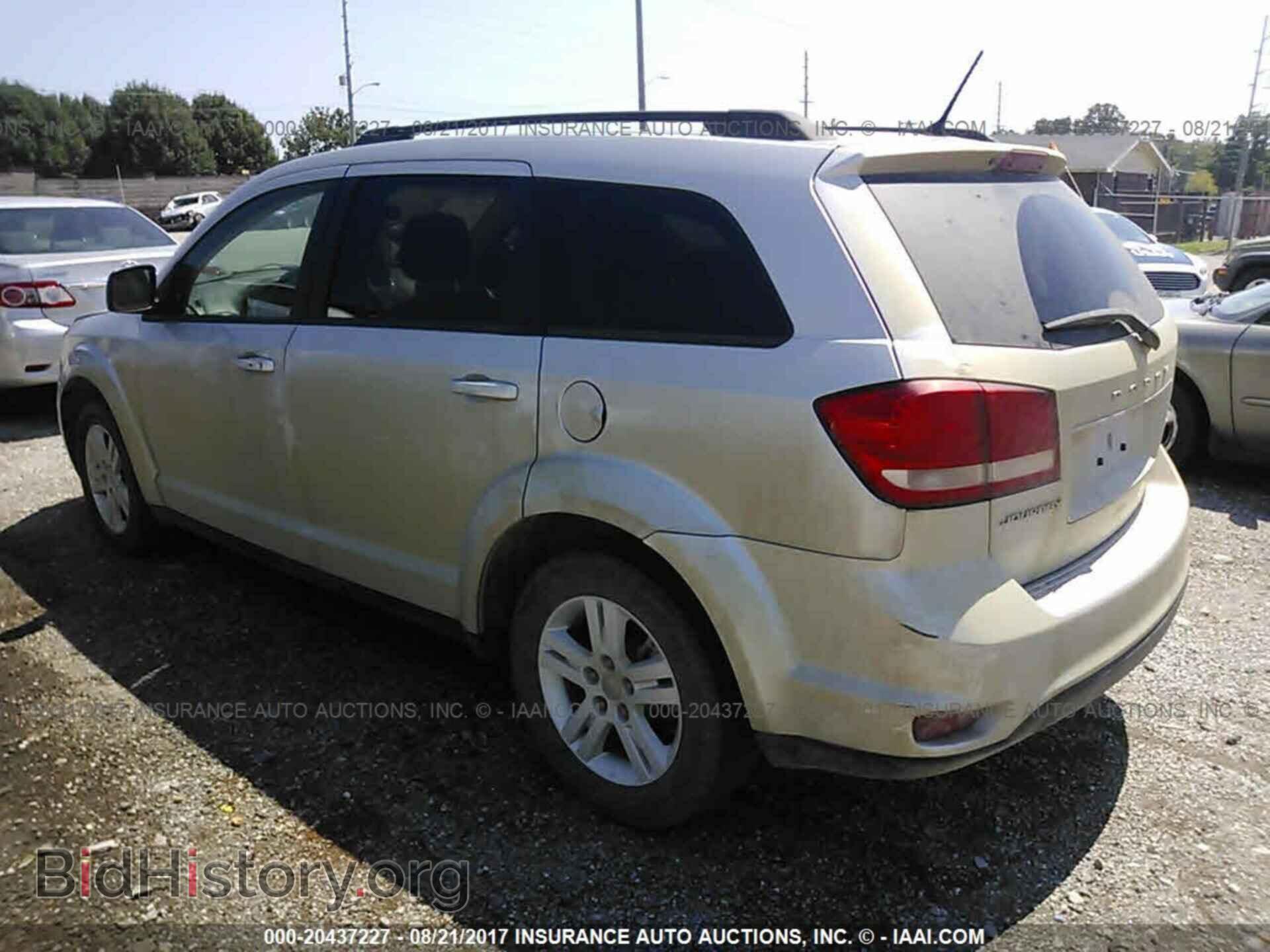2012 Dodge Journey - VIN: 3C4PDCBBXCT331565 - Photo 3
