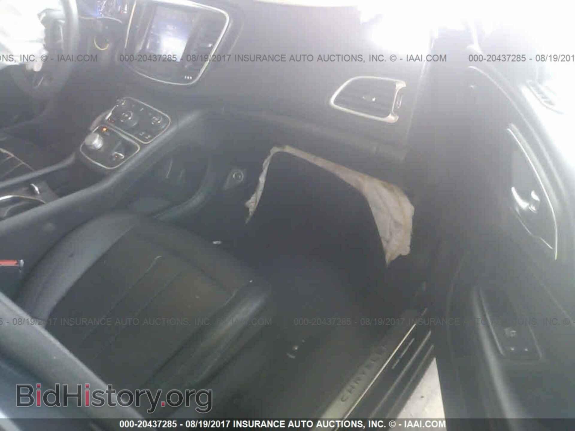 2016 Chrysler 200 - VIN: 1C3CCCAB9GN175726 - Photo 5