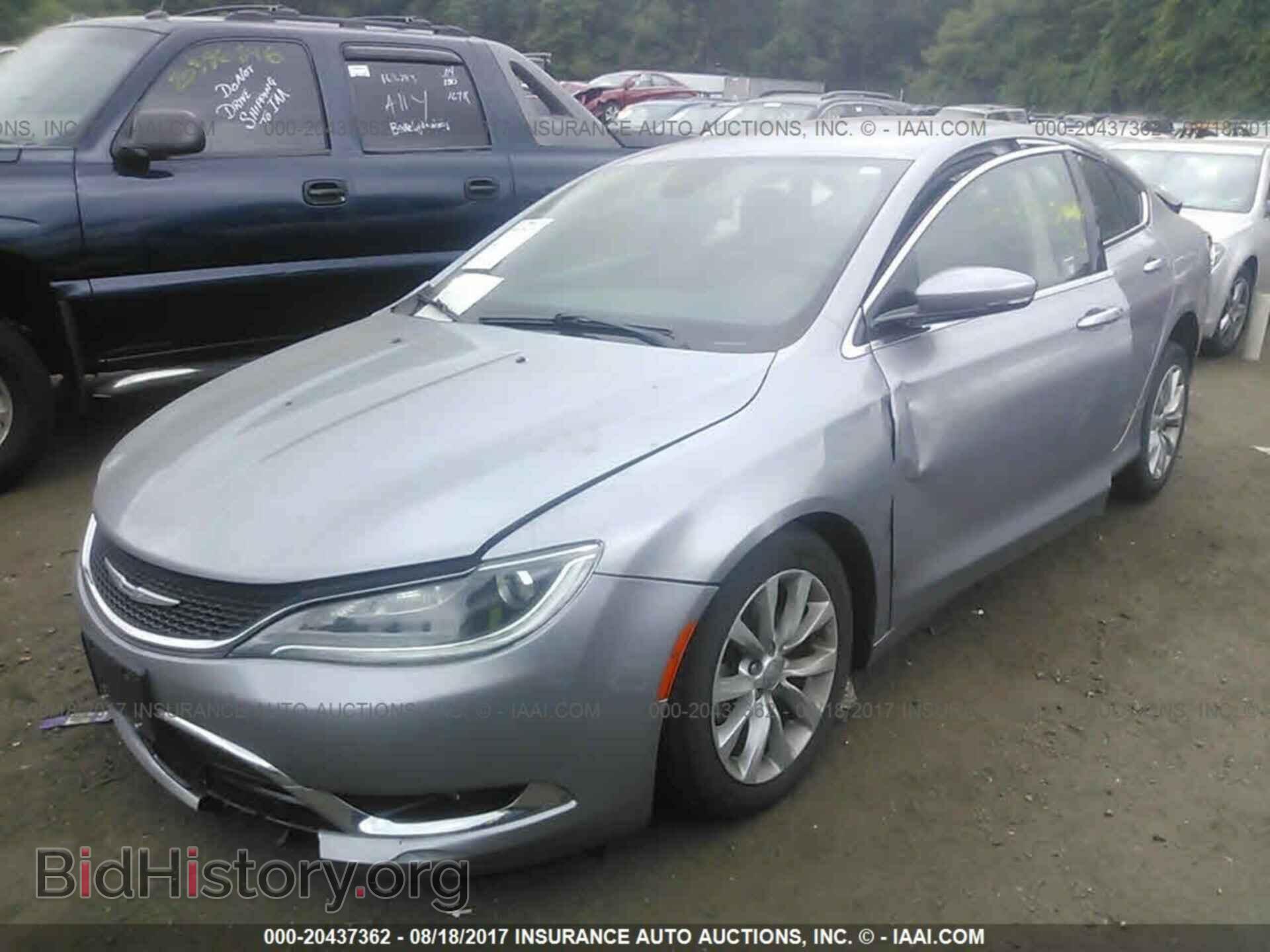 2015 Chrysler 200 - VIN: 1C3CCCCB7FN545521 - Photo 2