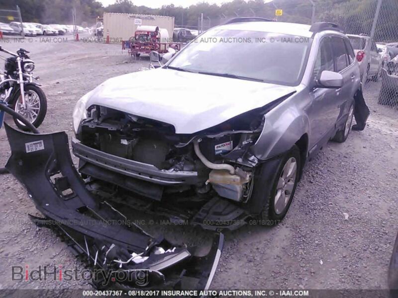 2011 Subaru OUTBACK (VIN 4S4BRBKC4B3424800) — фото 2 из 10