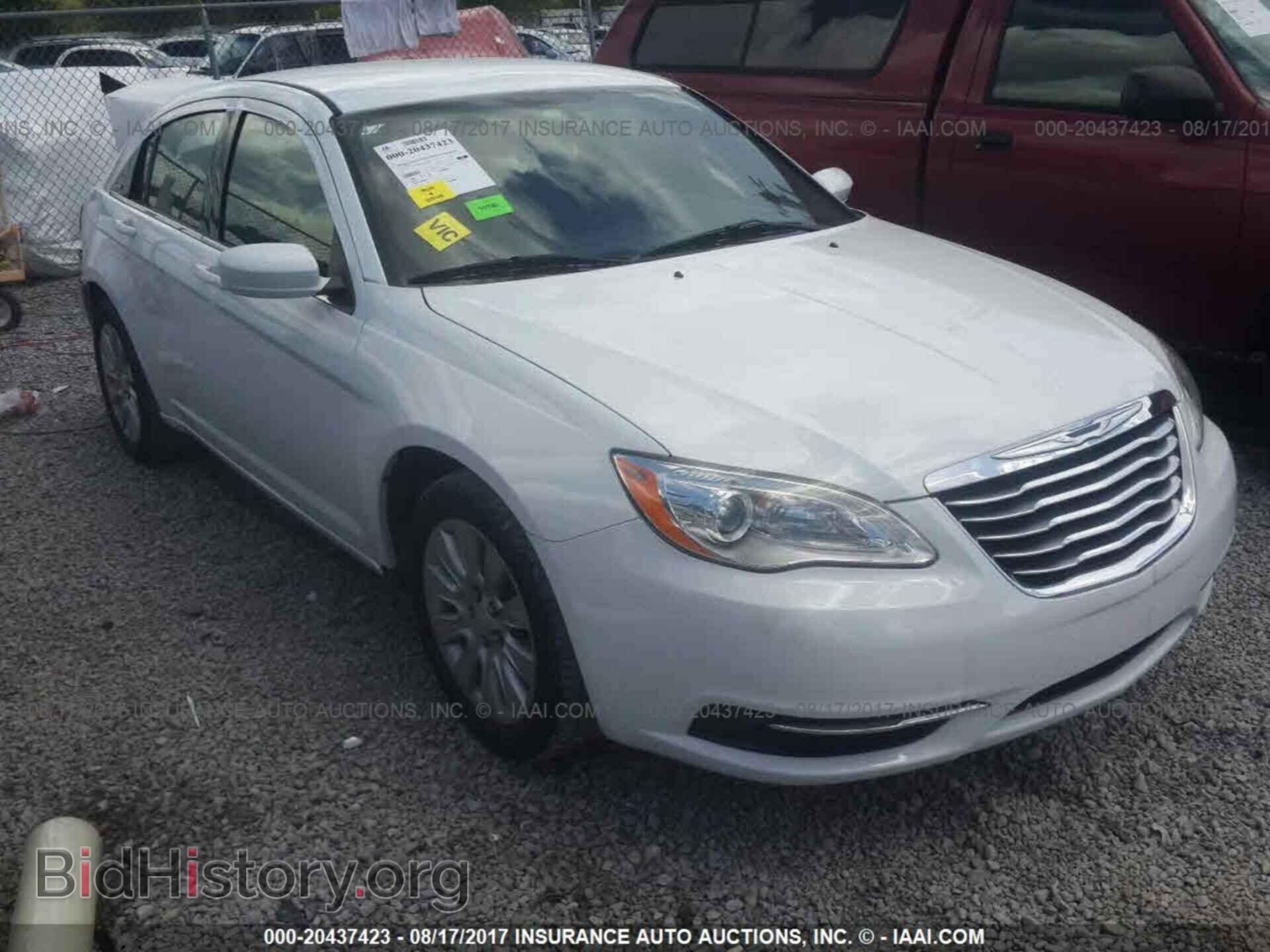Photo 1C3CCBAB7EN214238 - Chrysler 200 2014