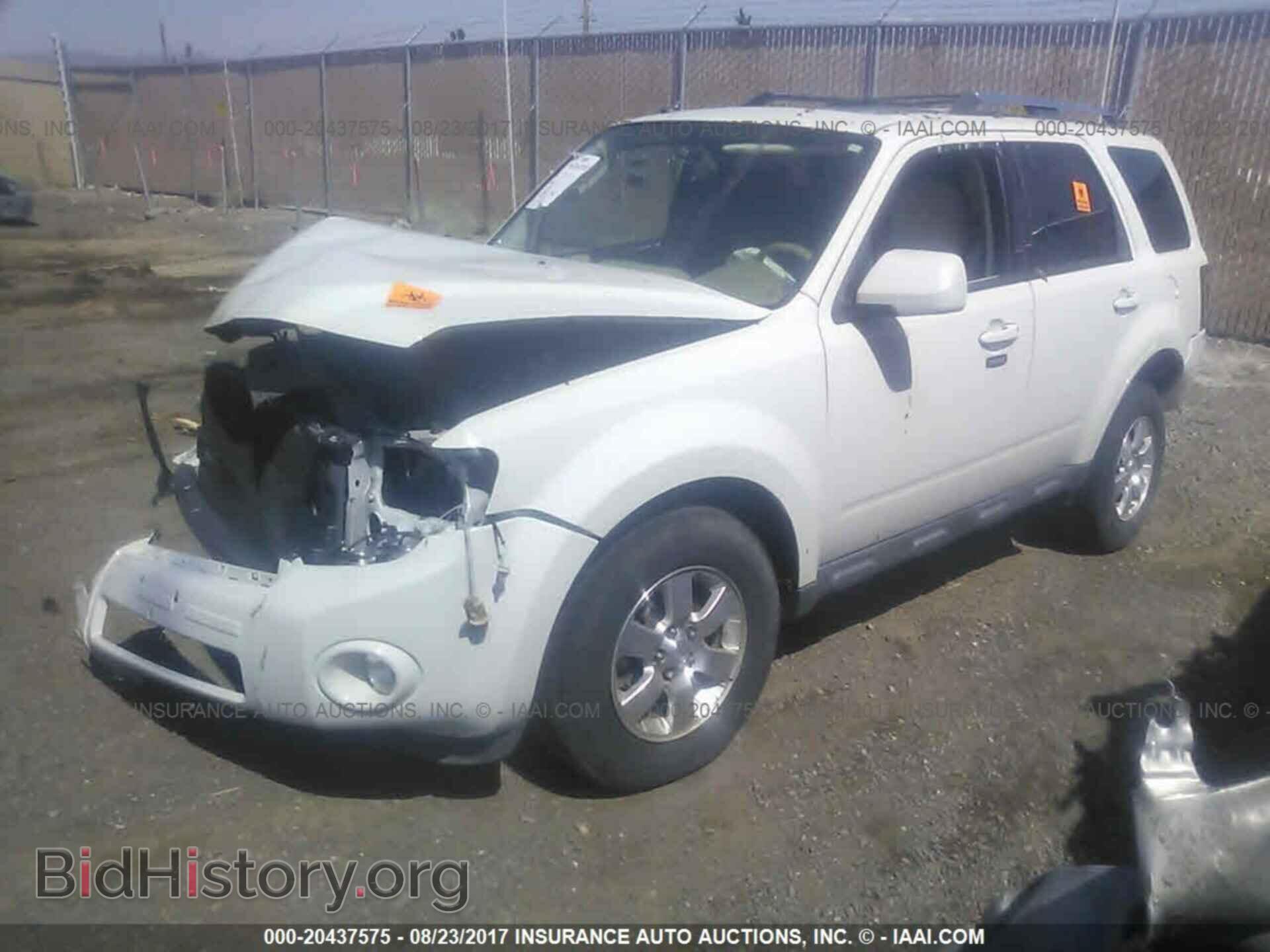2011 Ford Escape - VIN: 1FMCU9EG2BKA44550 - Фото 2