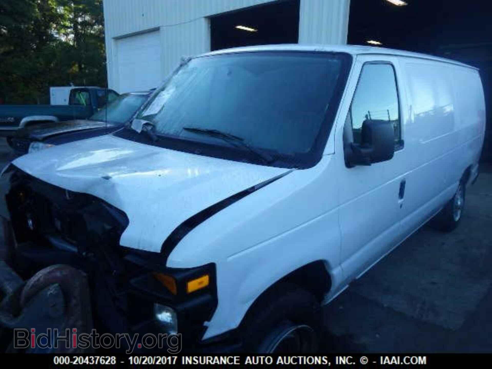 2011 Ford Econoline - VIN: 1FTNE1EW3BDB18789 - Photo 2