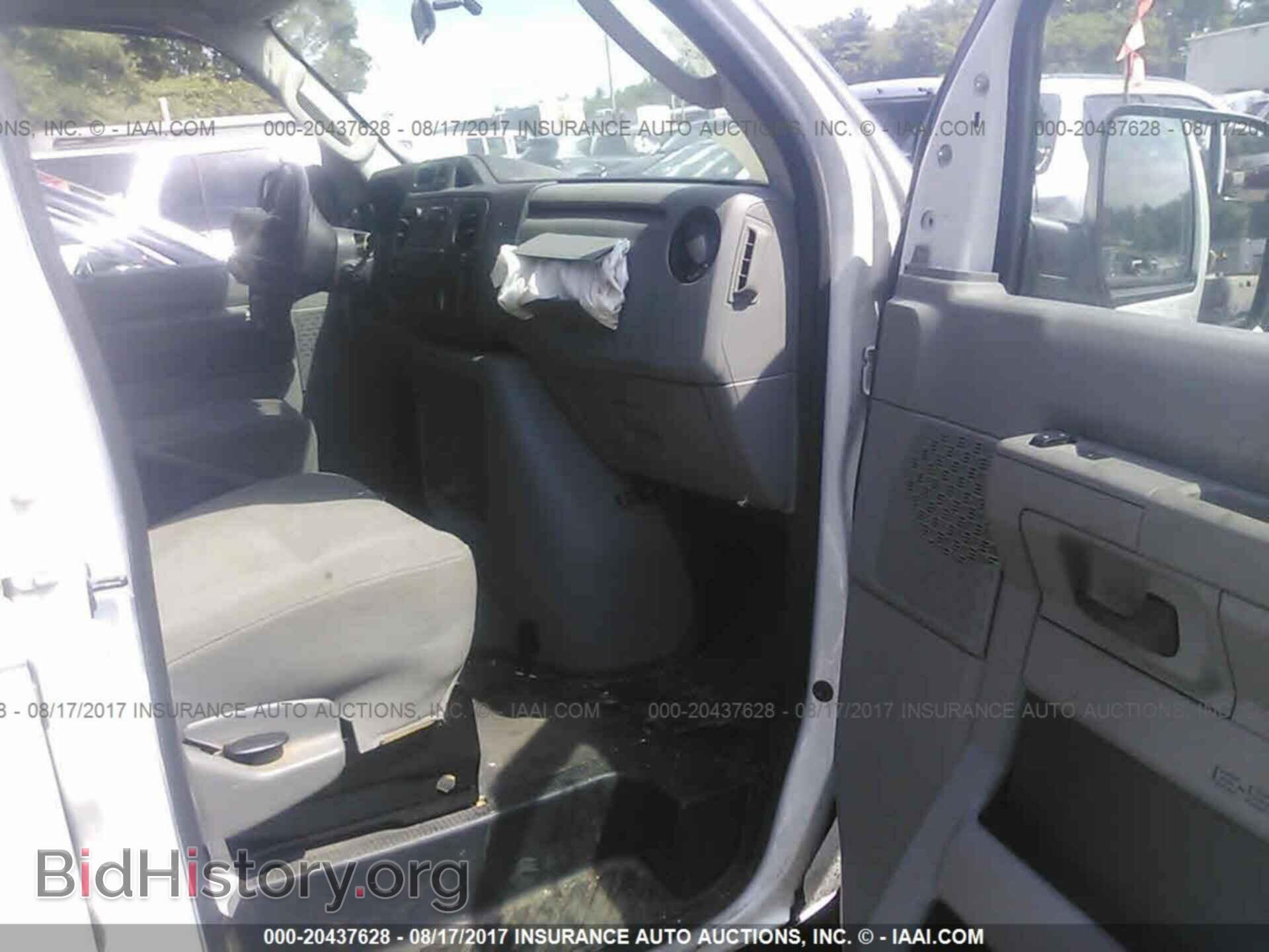 2011 Ford Econoline - VIN: 1FTNE1EW3BDB18789 - Photo 5