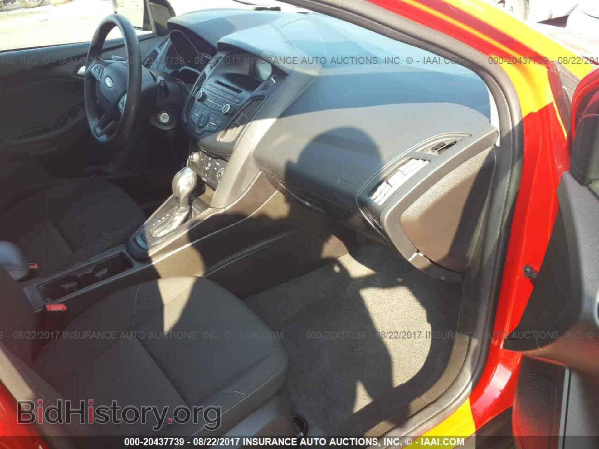 2016 Ford Focus - VIN: 1FADP3K21GL290079 - Фото 5