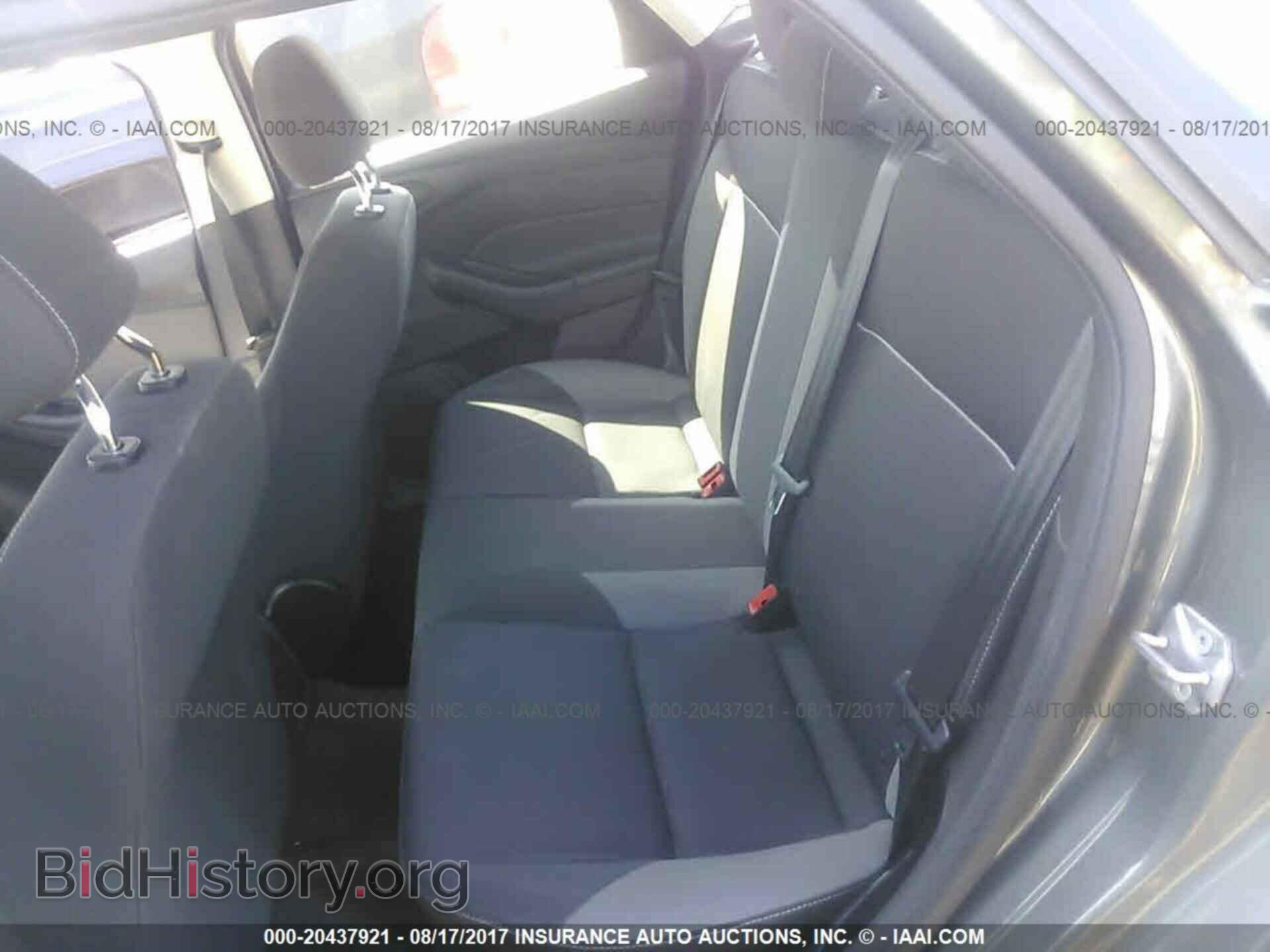 2012 Ford Focus - VIN: 1FAHP3E20CL274074 - Photo 8